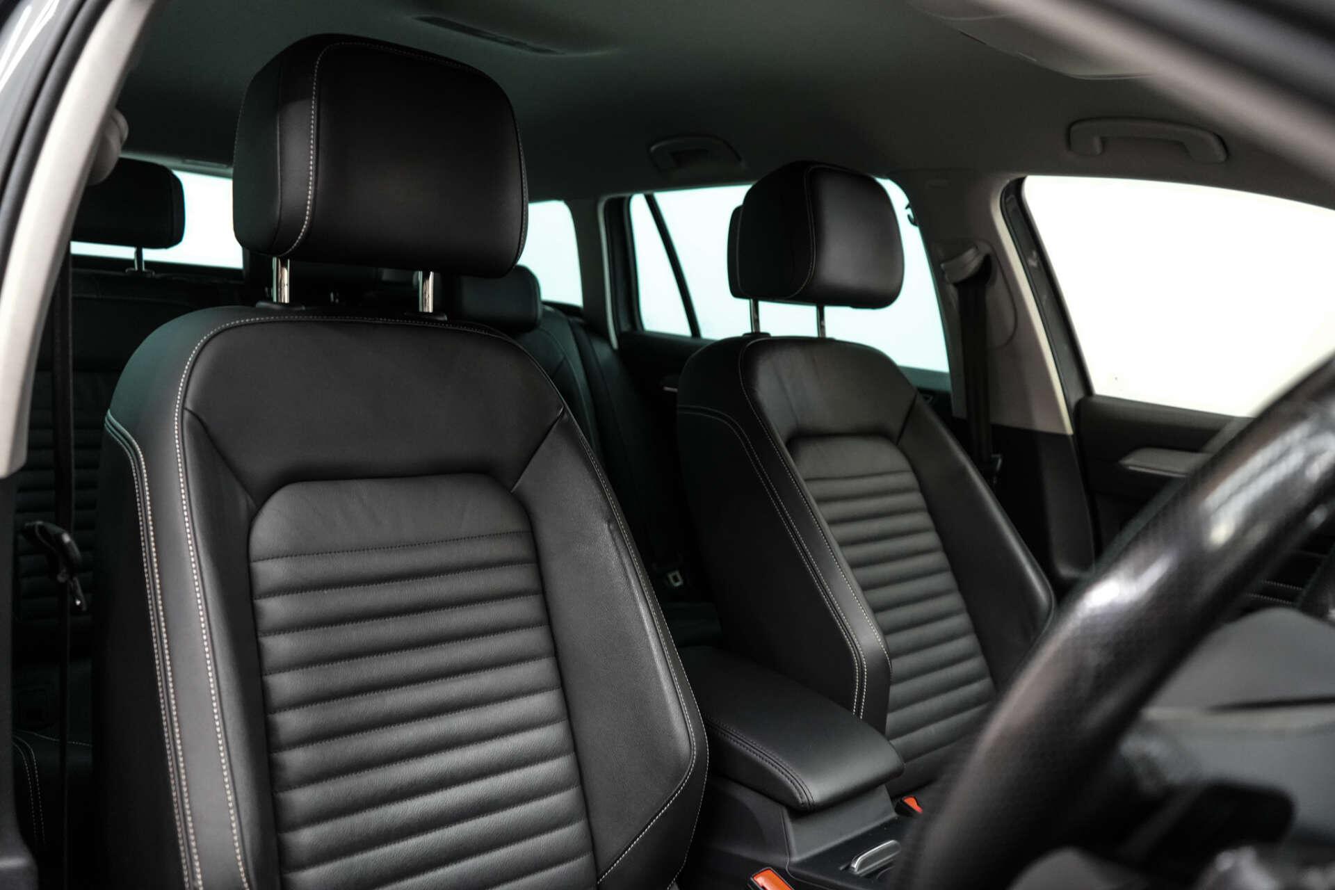 Volkswagen Passat view 12