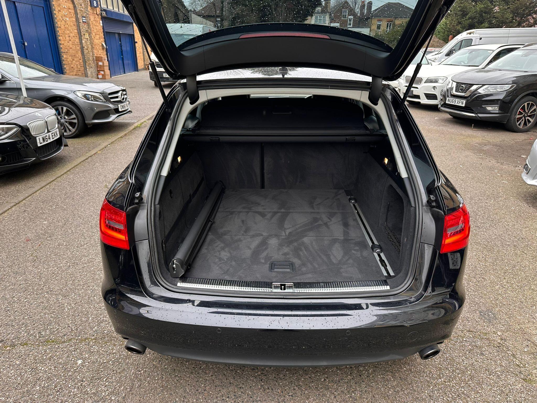 Audi A6 Avant view 27