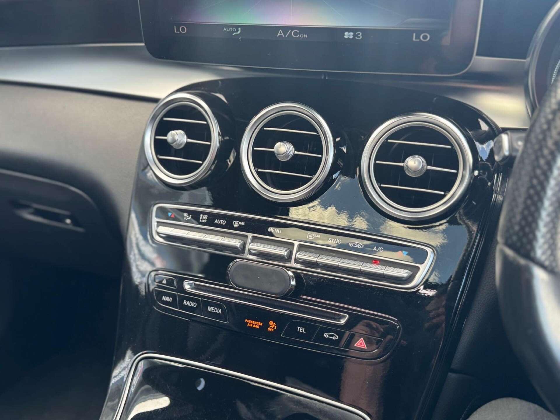 Mercedes-Benz GLC view 20