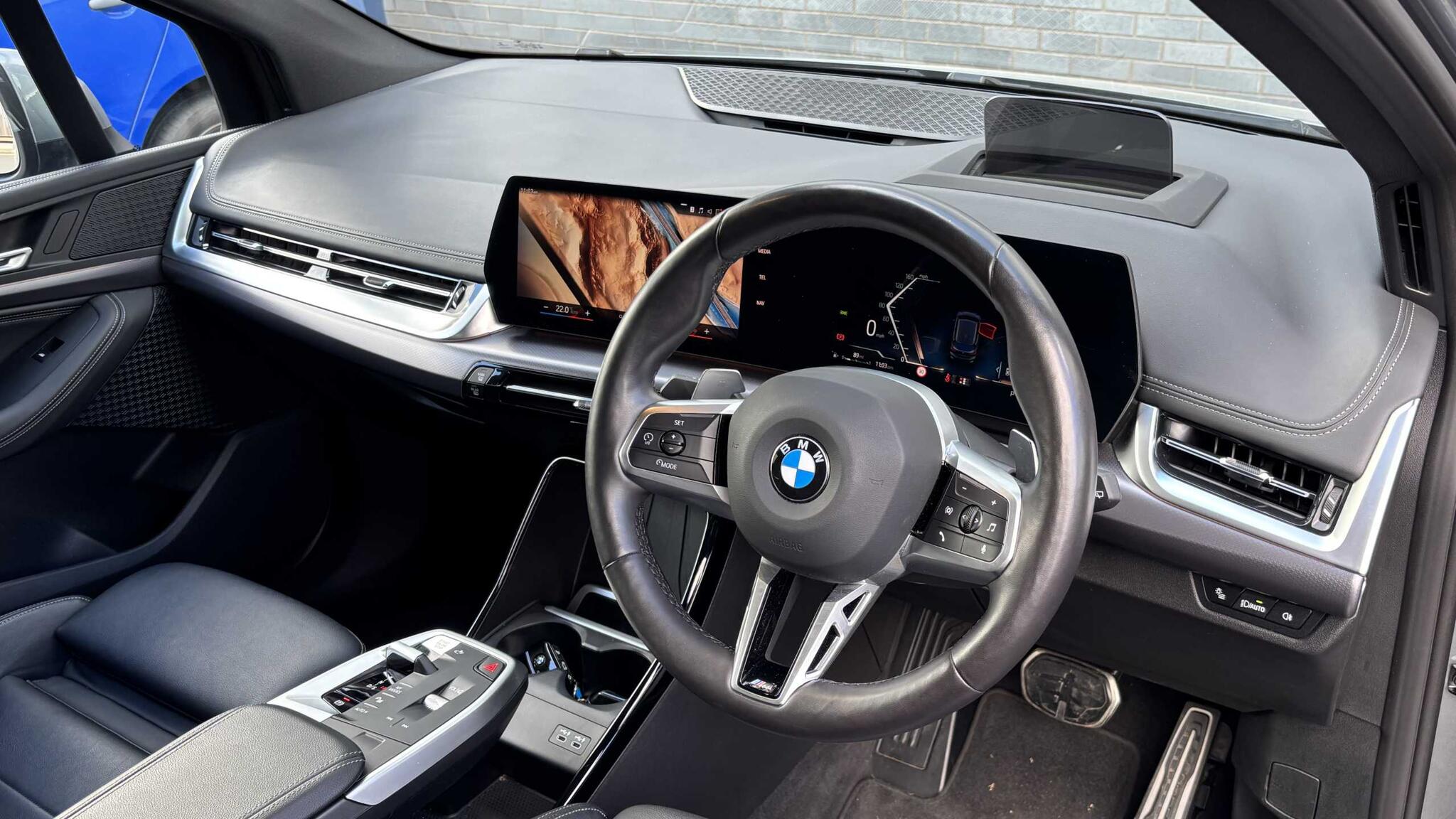 BMW 2 Series view 6