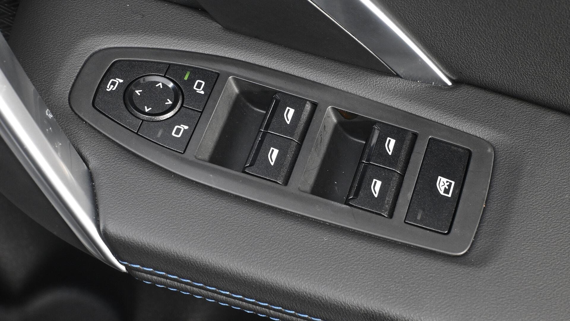 BMW iX2 view 30