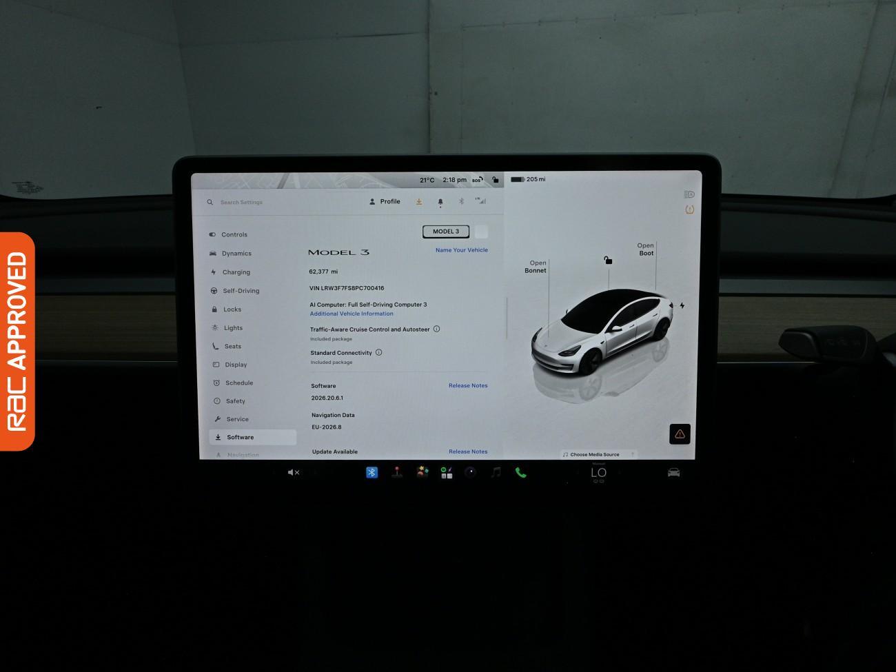 Tesla Model 3 view 12