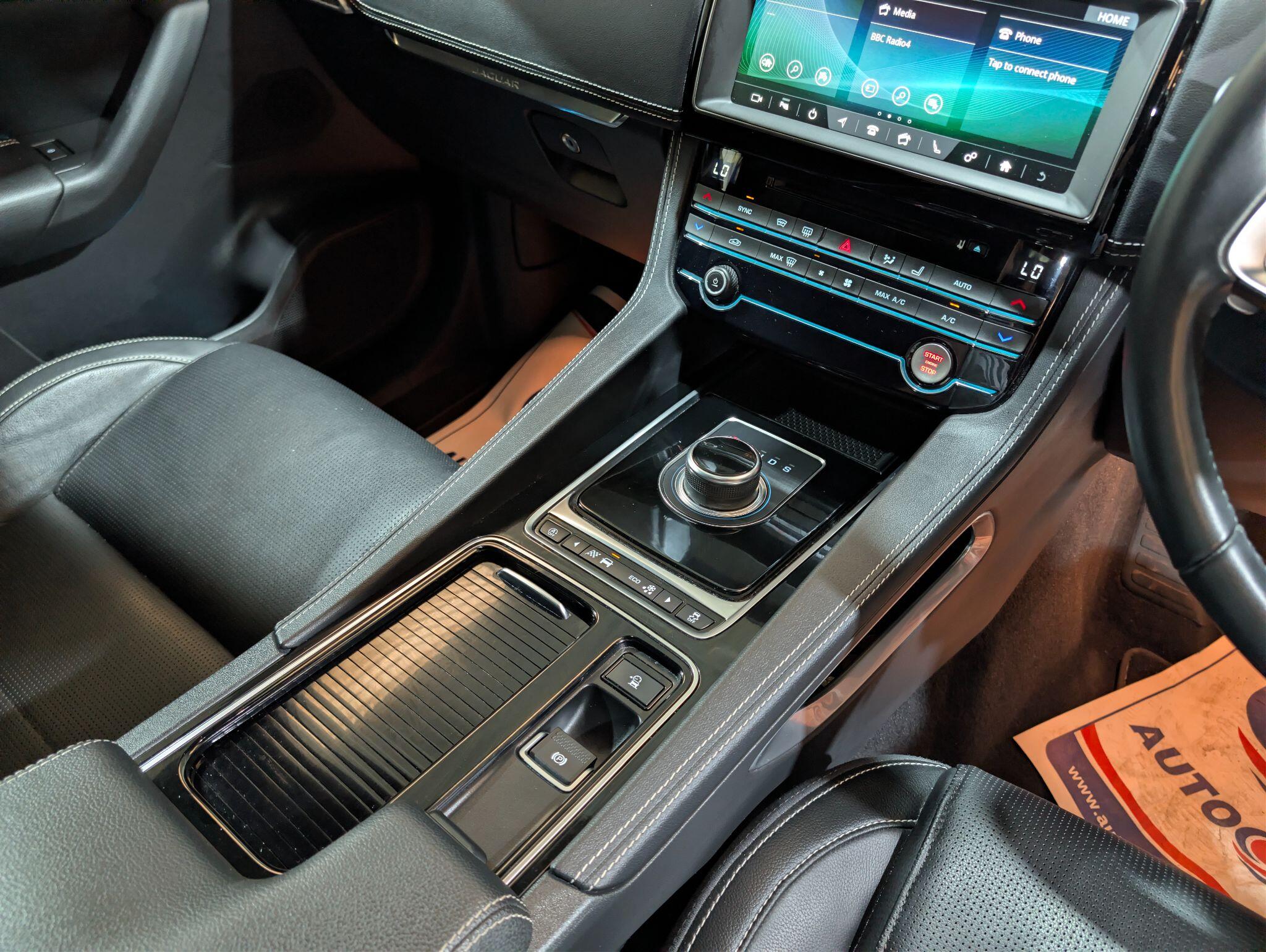Jaguar F-Pace view 18