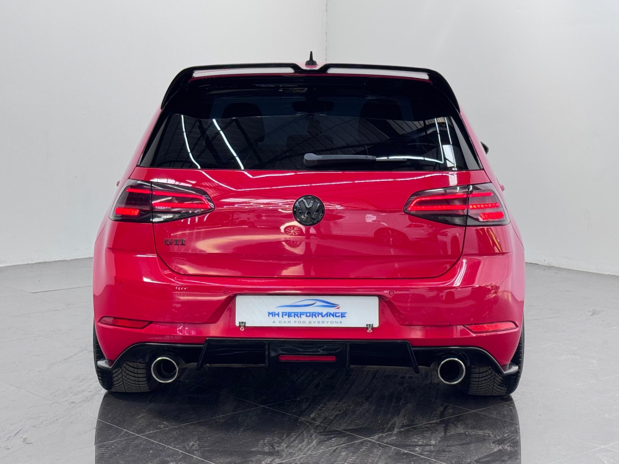 Volkswagen Golf view 68
