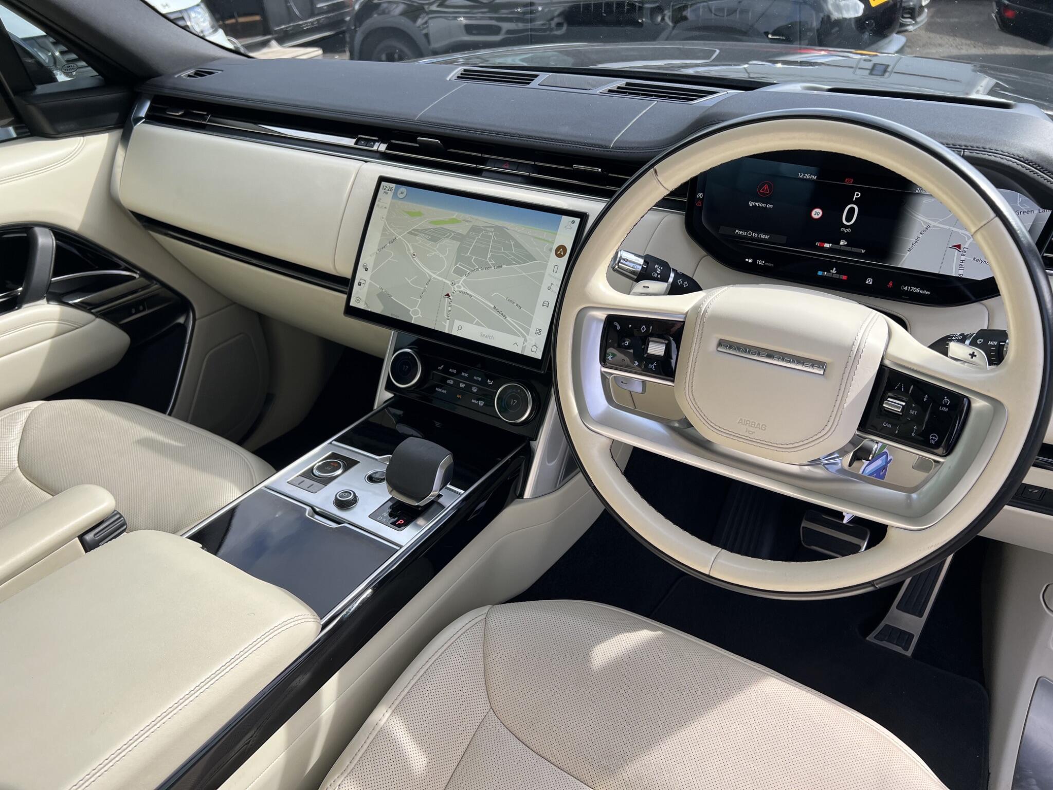 Land Rover Range Rover view 9