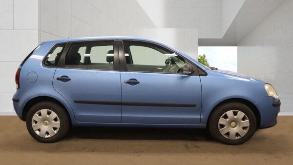 Volkswagen Polo view 5