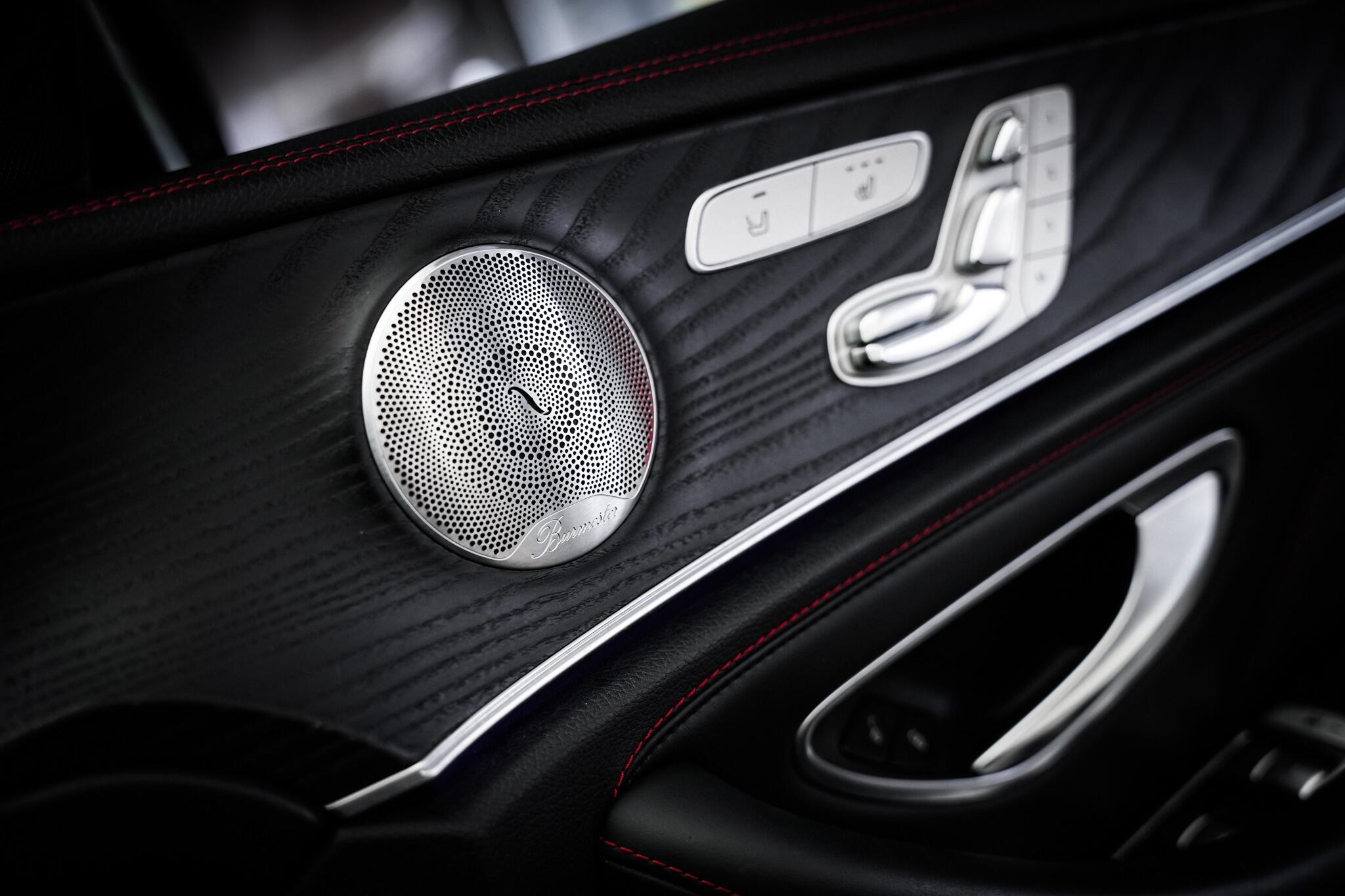 Mercedes-Benz E-Class view 55