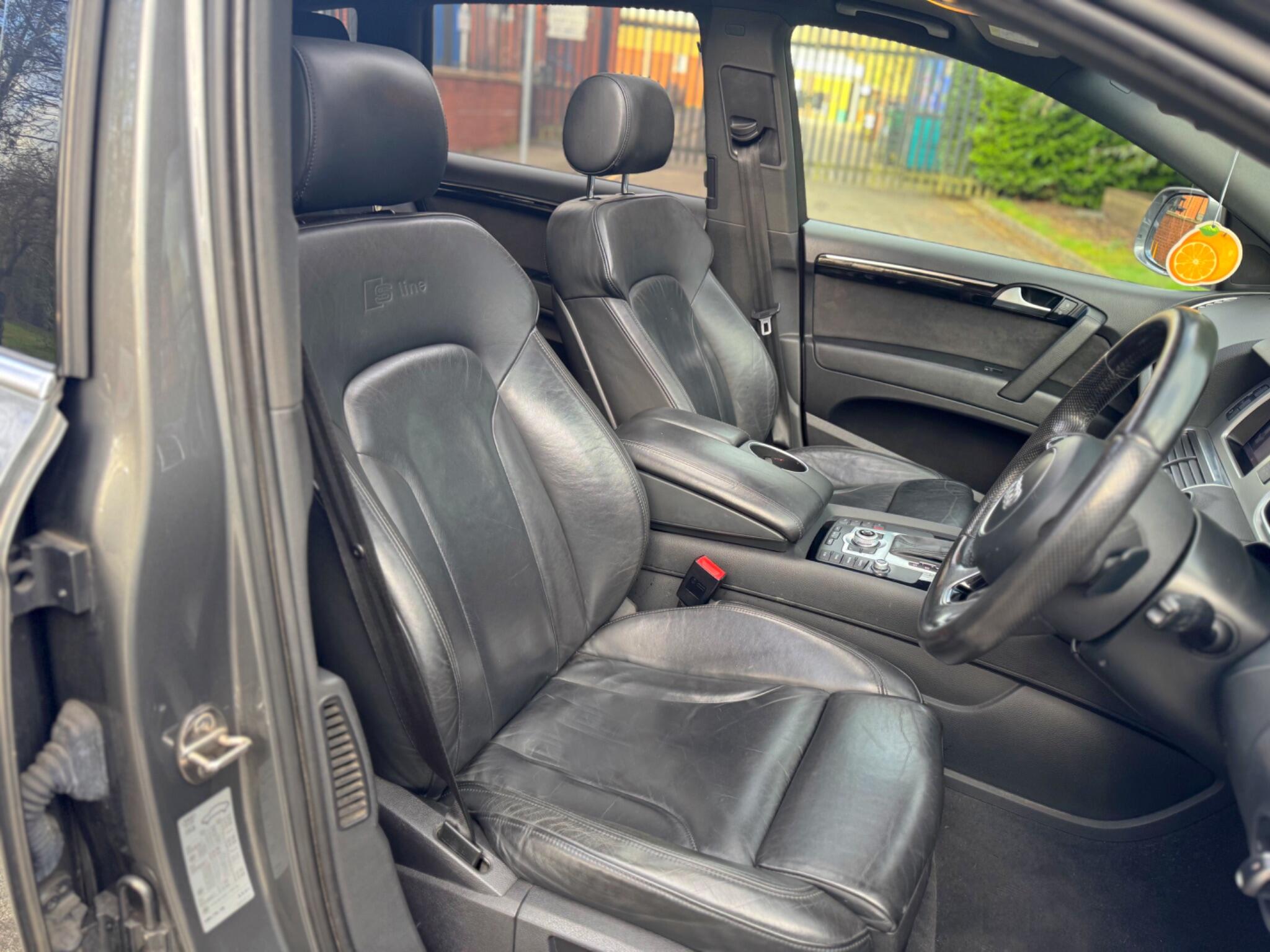 2014 Audi Q7 3.0 TDI V6 S line Sport Edition Tiptronic quattro Euro 5 (s/s) 5dr image 44