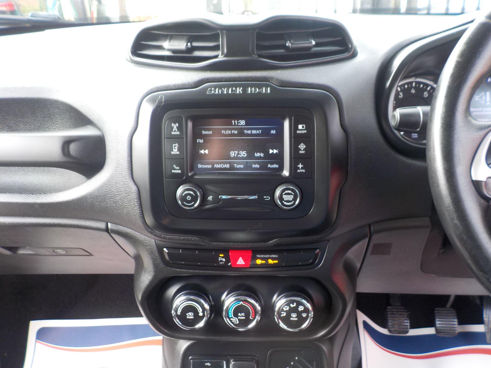 Jeep Renegade 1.4T MultiAirII Longitude Euro 6 (s/s) 5dr