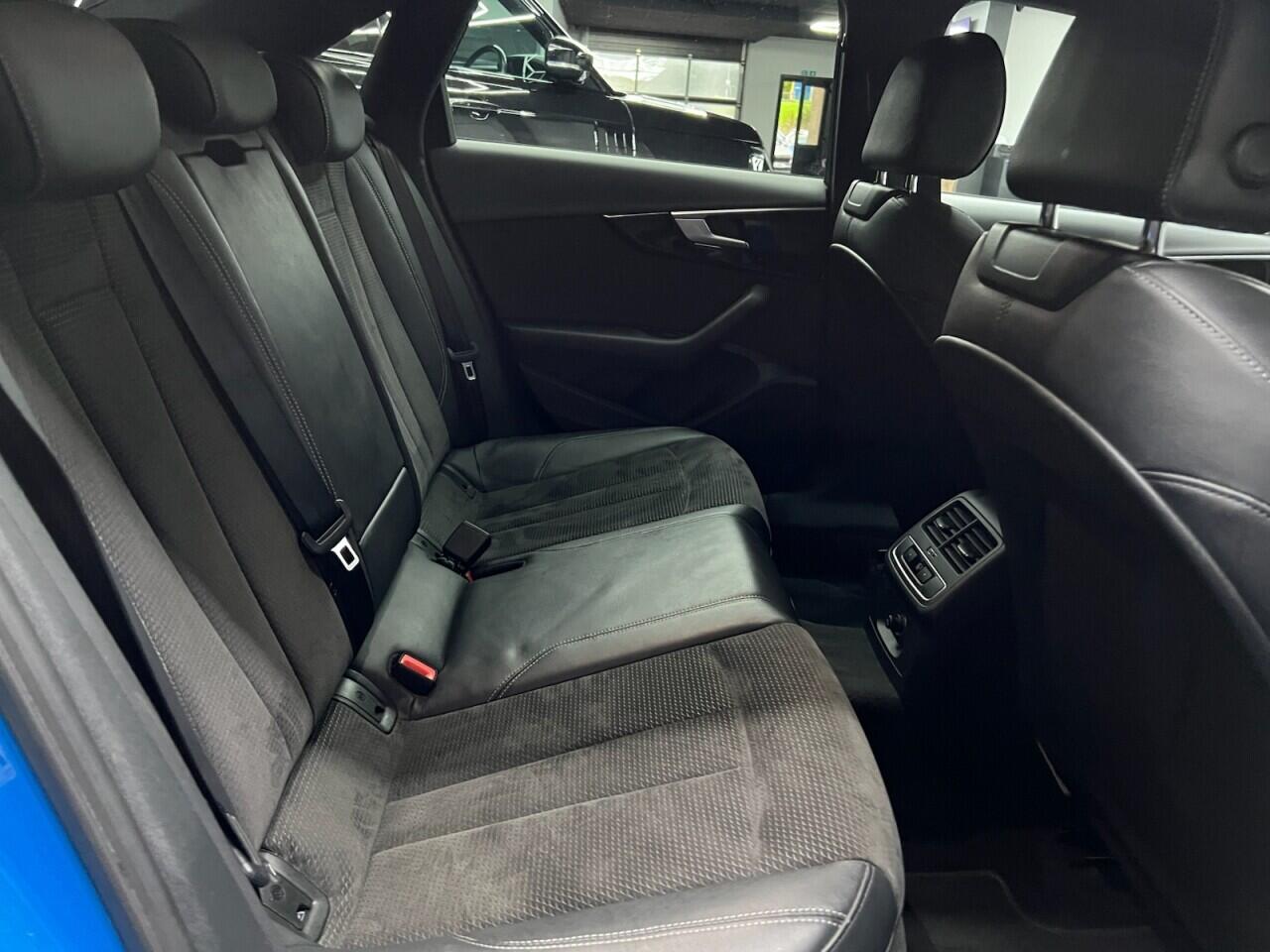 Audi A4 view 42