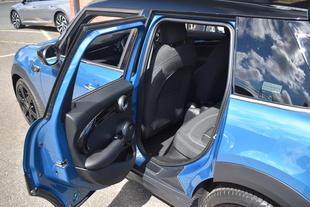 Mini Cooper view 42