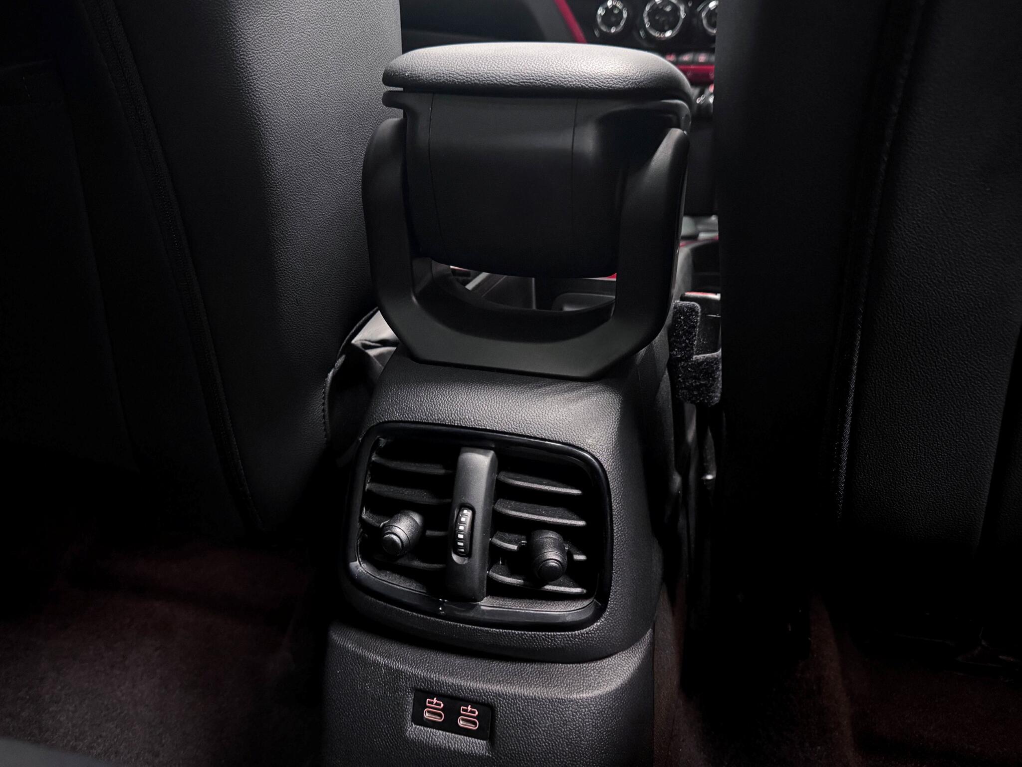 MINI Countryman view 22