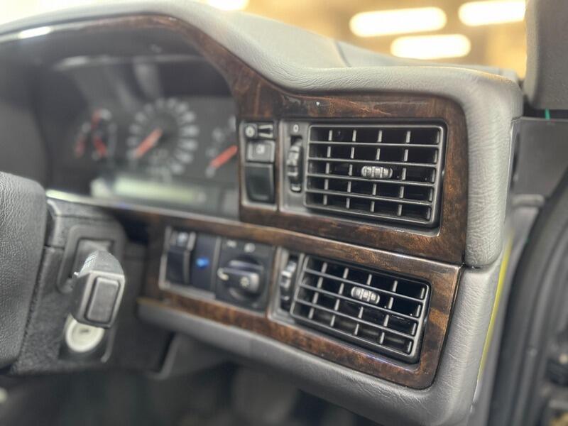 1996 Volvo 850 image 38