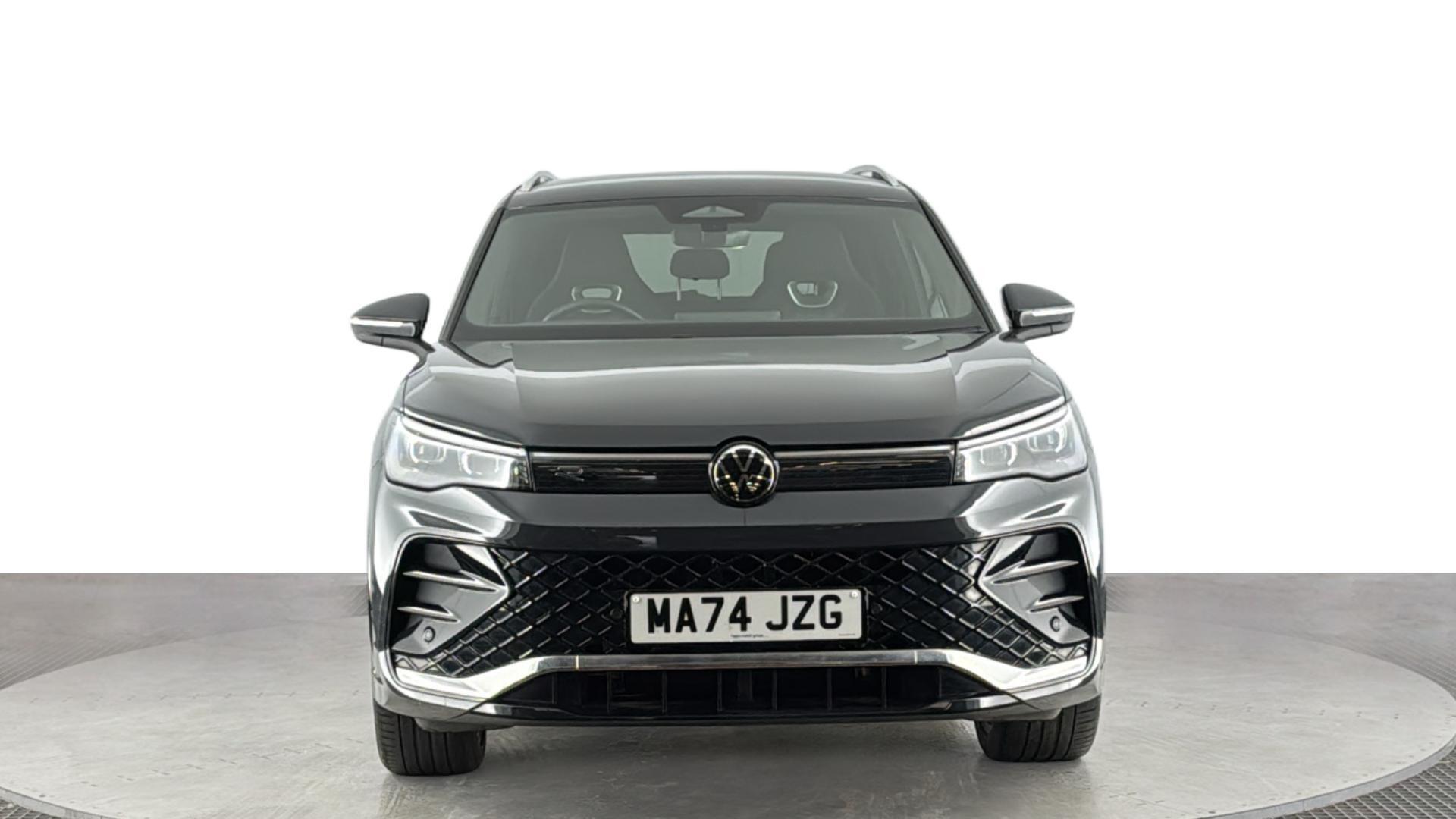 Volkswagen Tiguan view 8