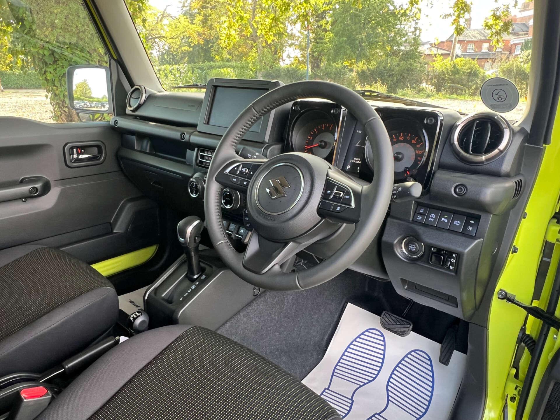 Suzuki Jimny view 33