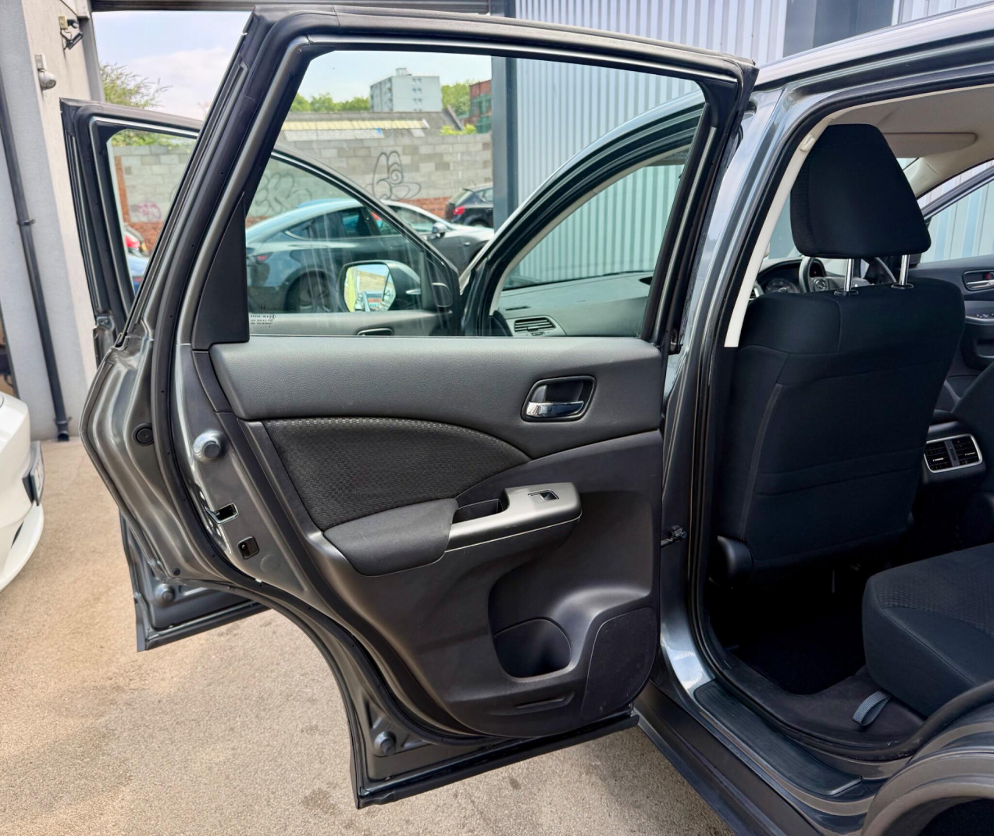 Honda CR-V view 15