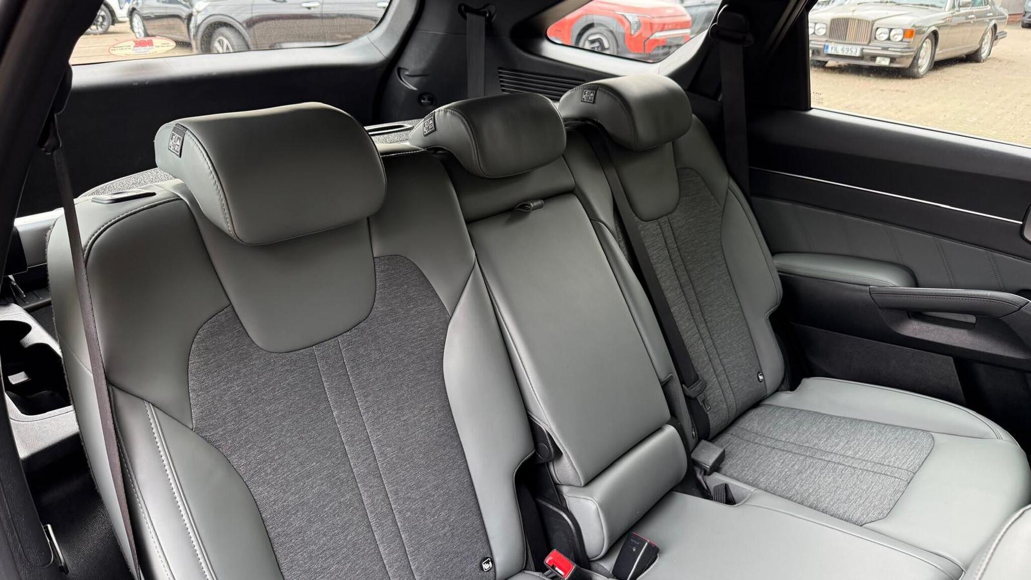 Kia Sorento view 29