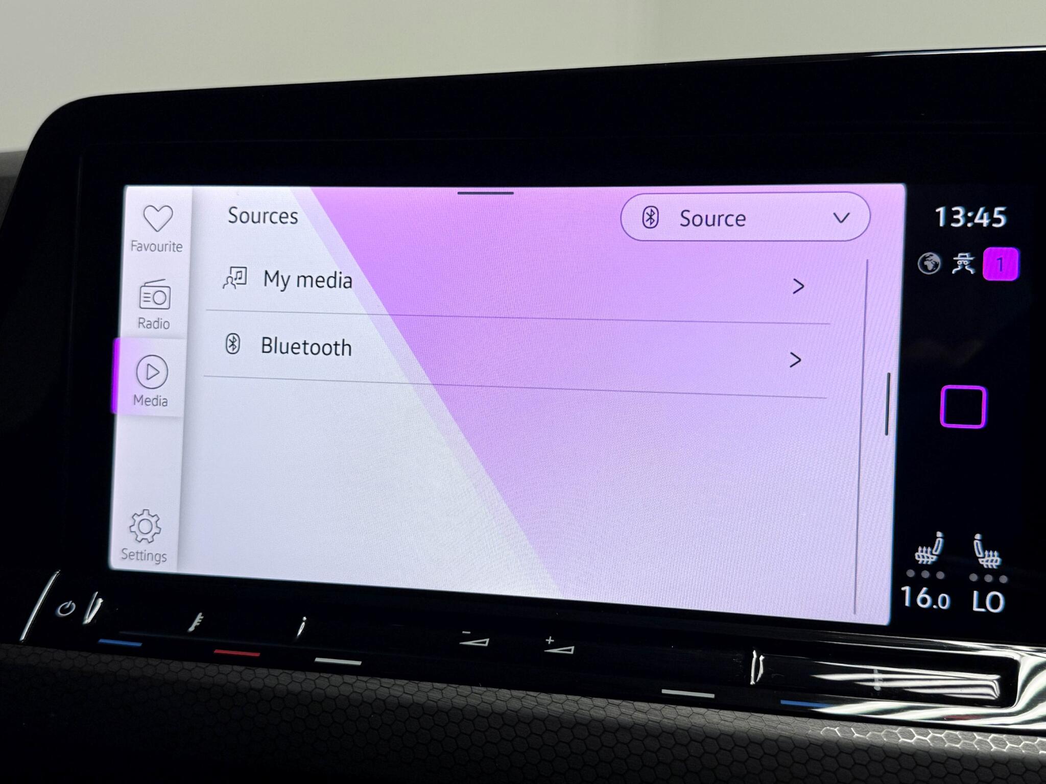 Volkswagen Golf view 42
