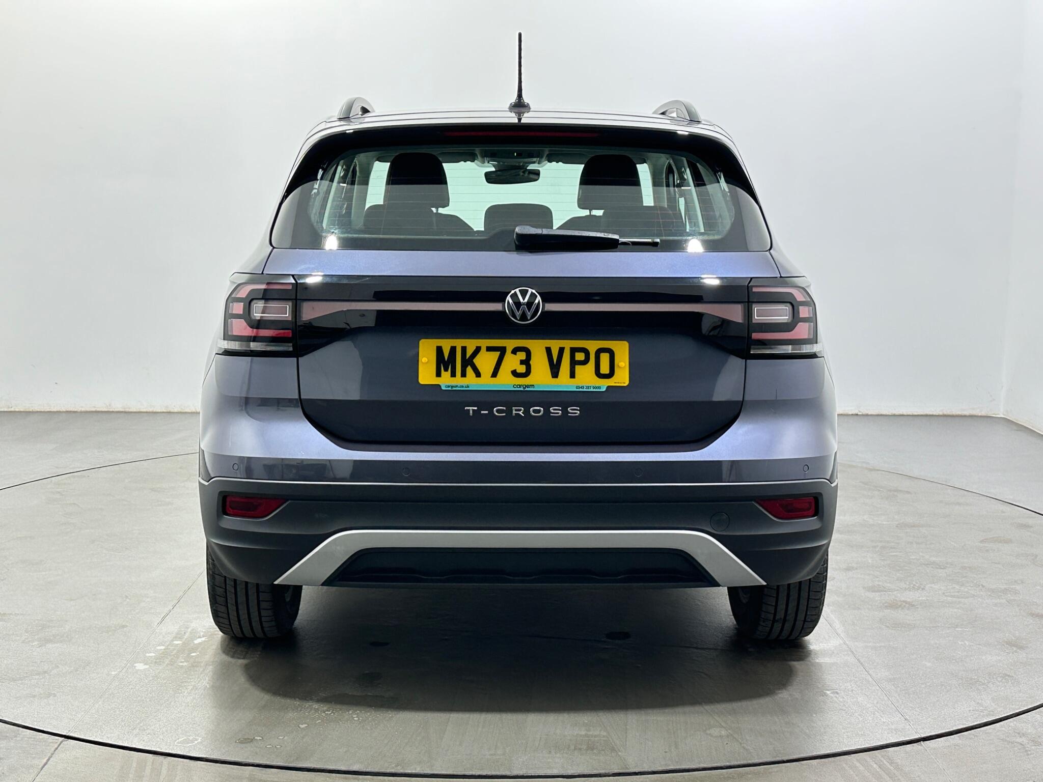 Volkswagen T-Cross view 7
