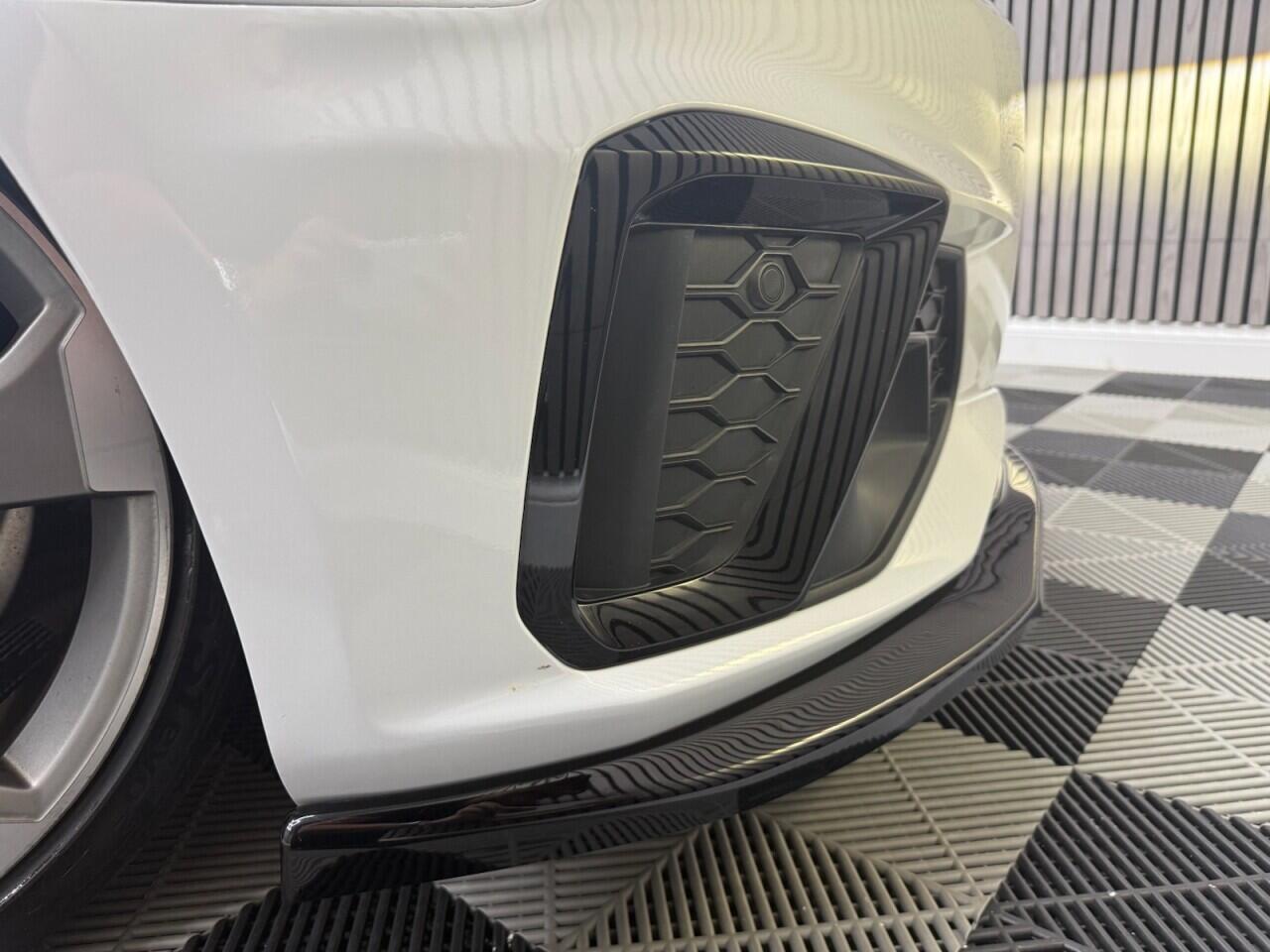 Audi A4 view 33