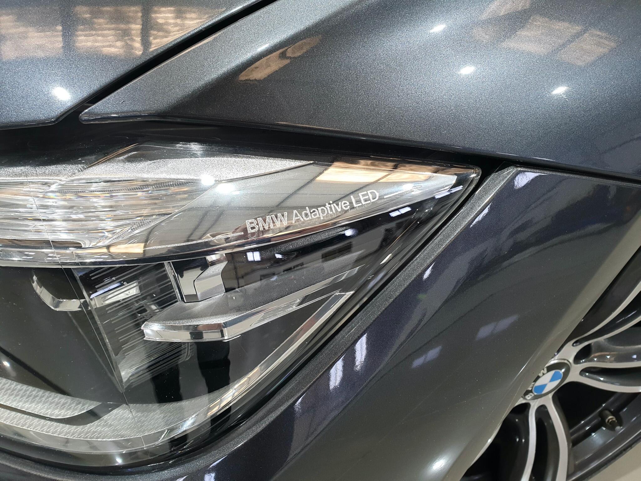 BMW 3 Series view 11