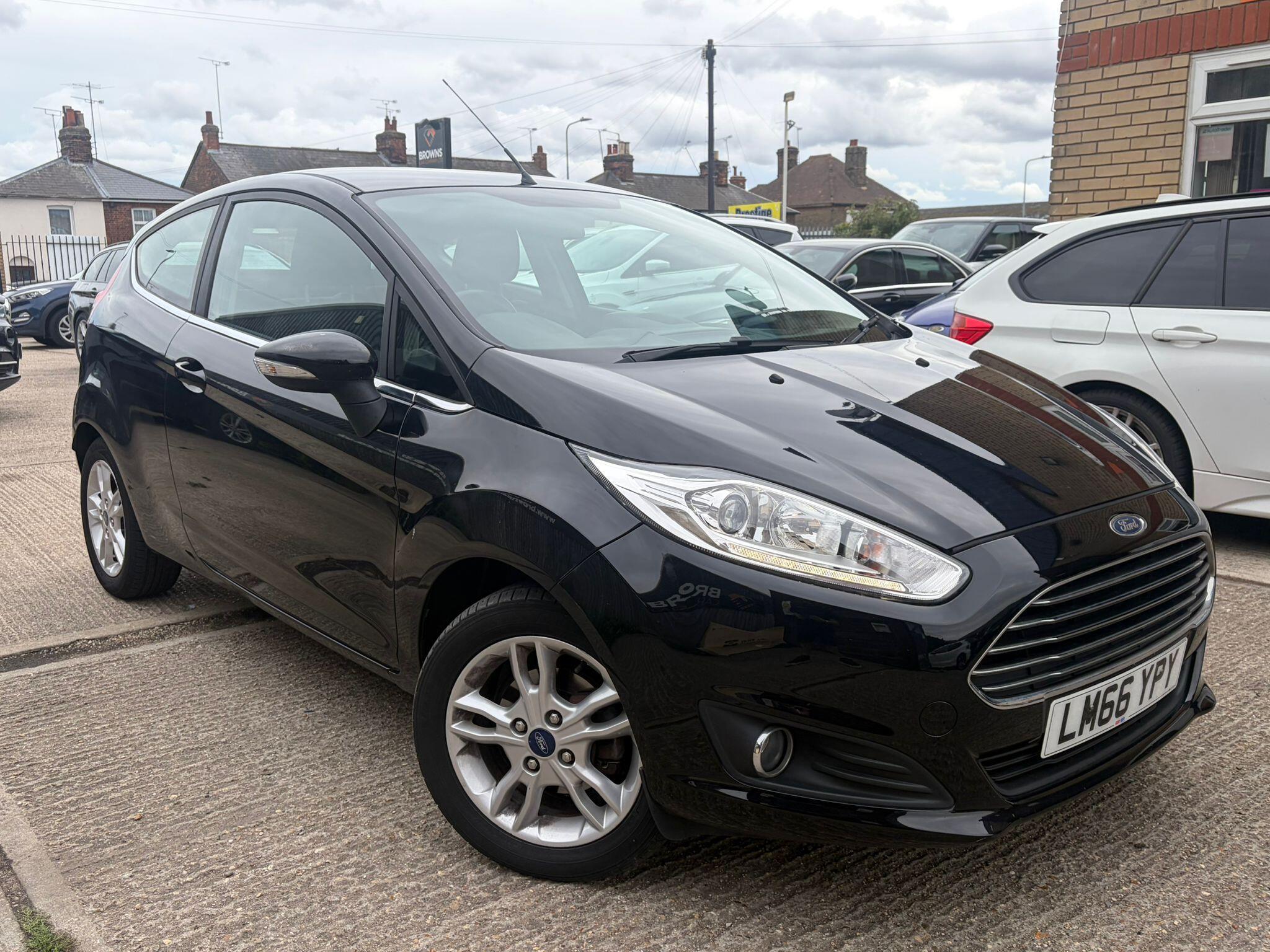 Ford Fiesta main image