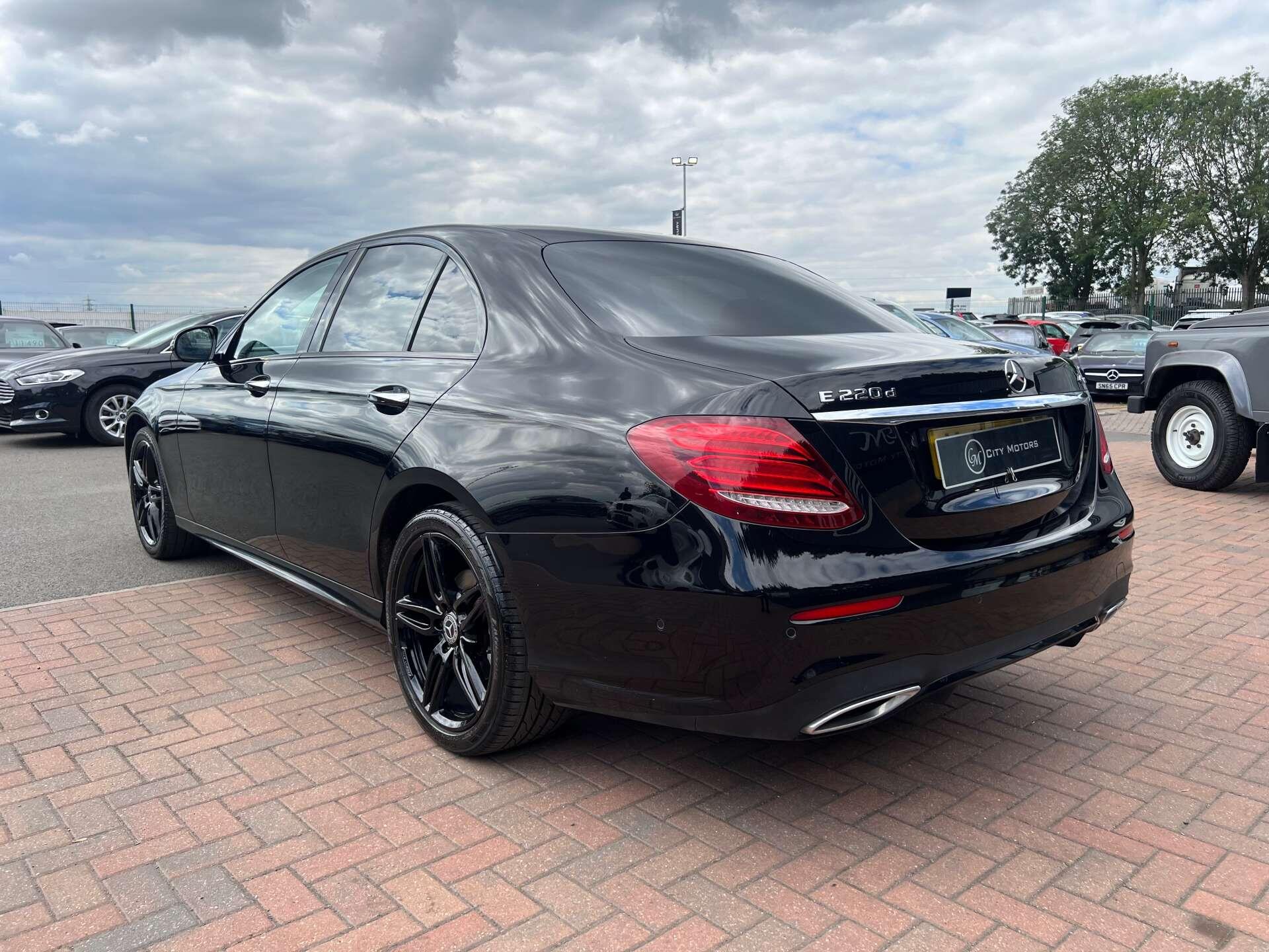 Mercedes-Benz E-Class view 10