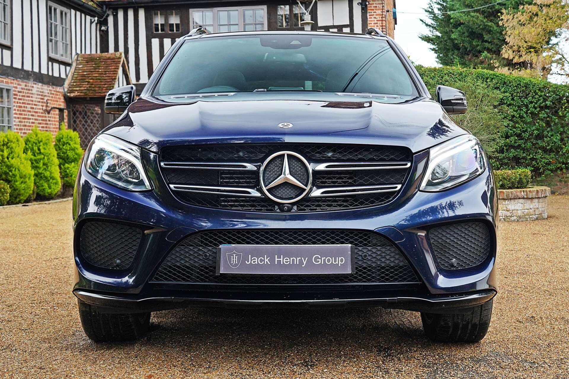 Mercedes-Benz GLE view 10