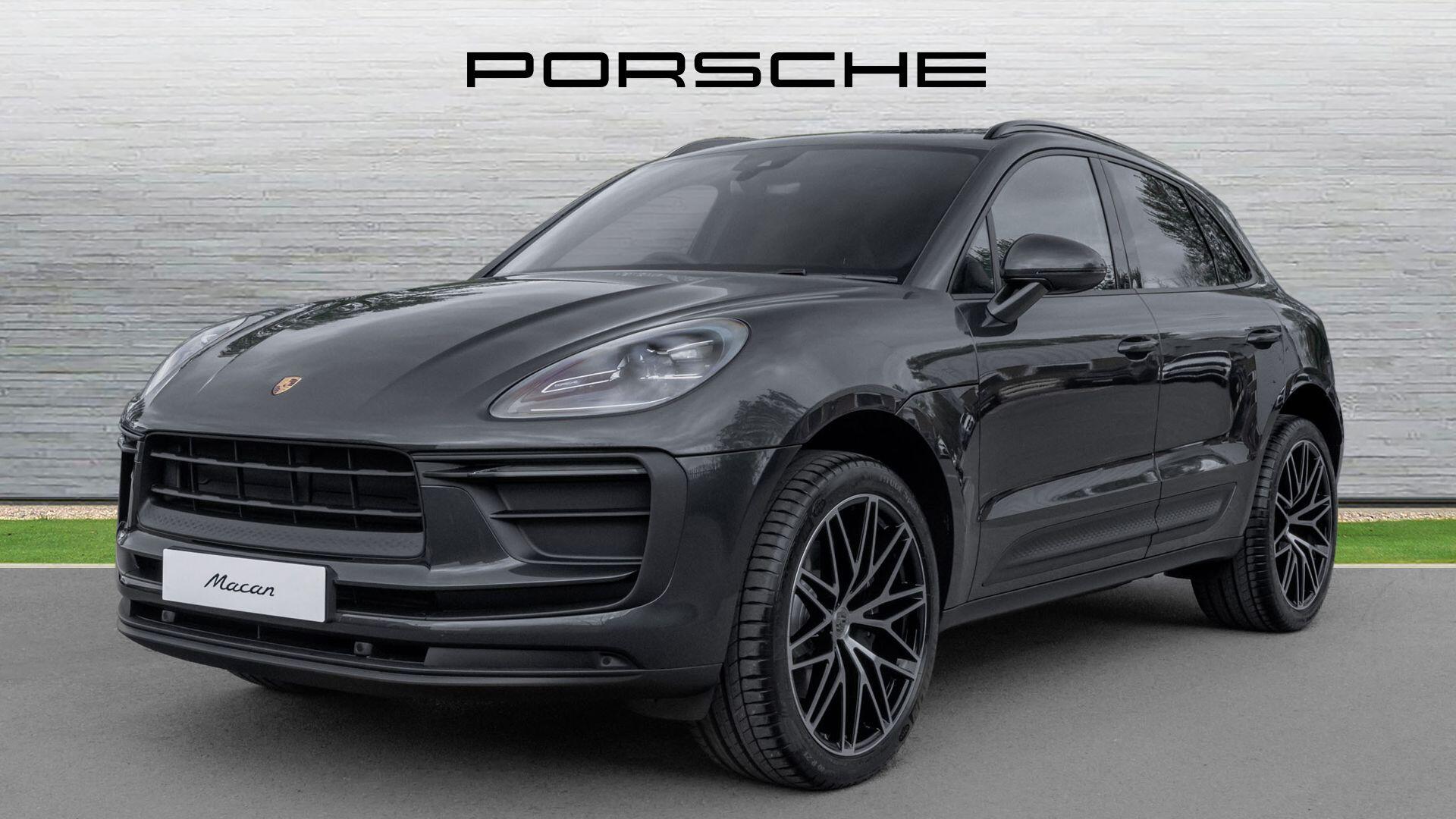 Porsche Macan view 4