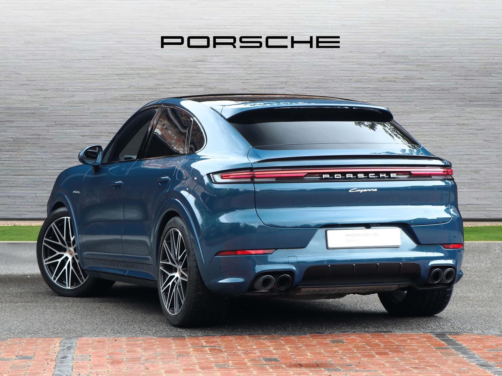 Porsche Cayenne view 2