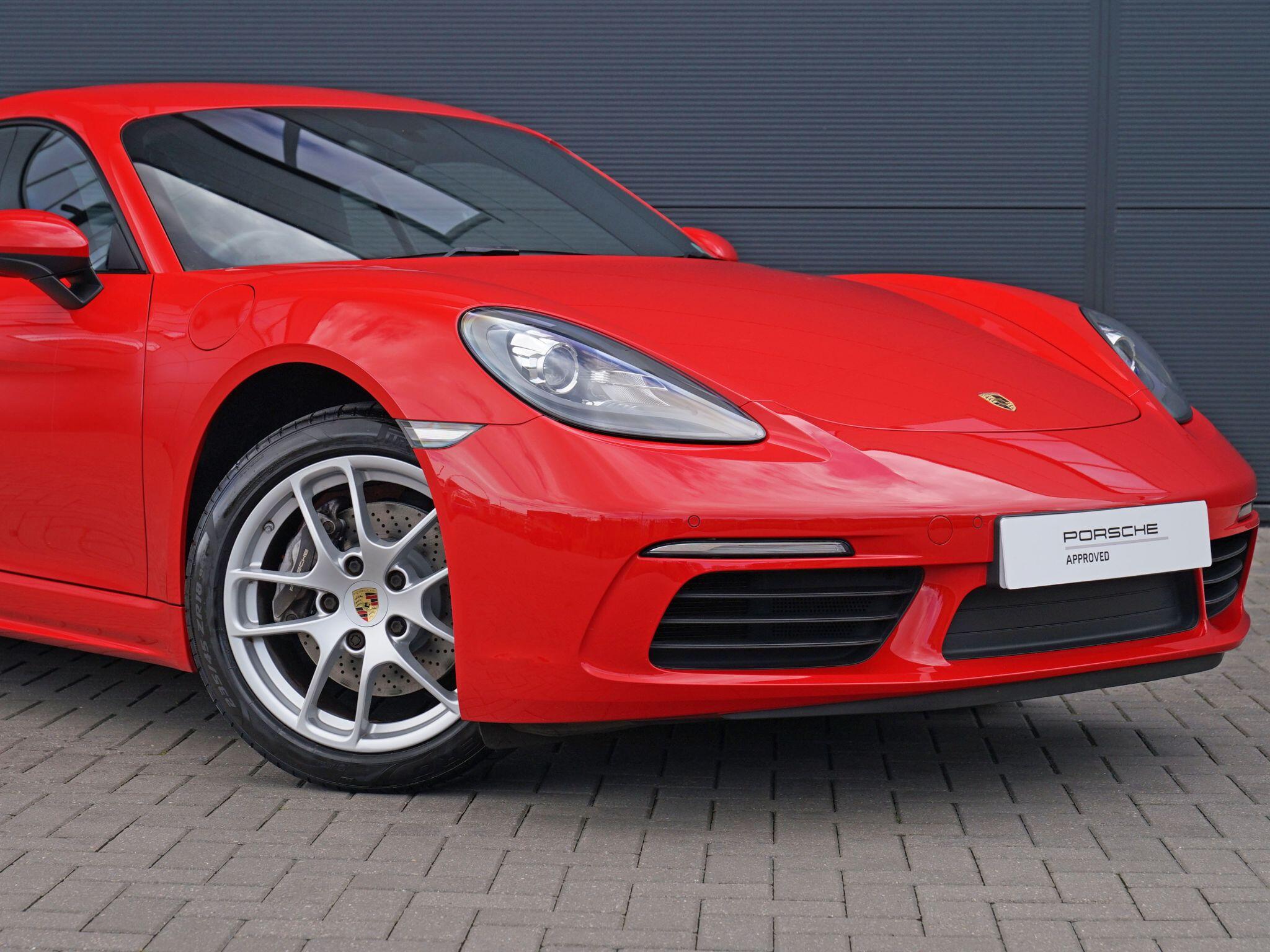 Porsche Cayman view 71
