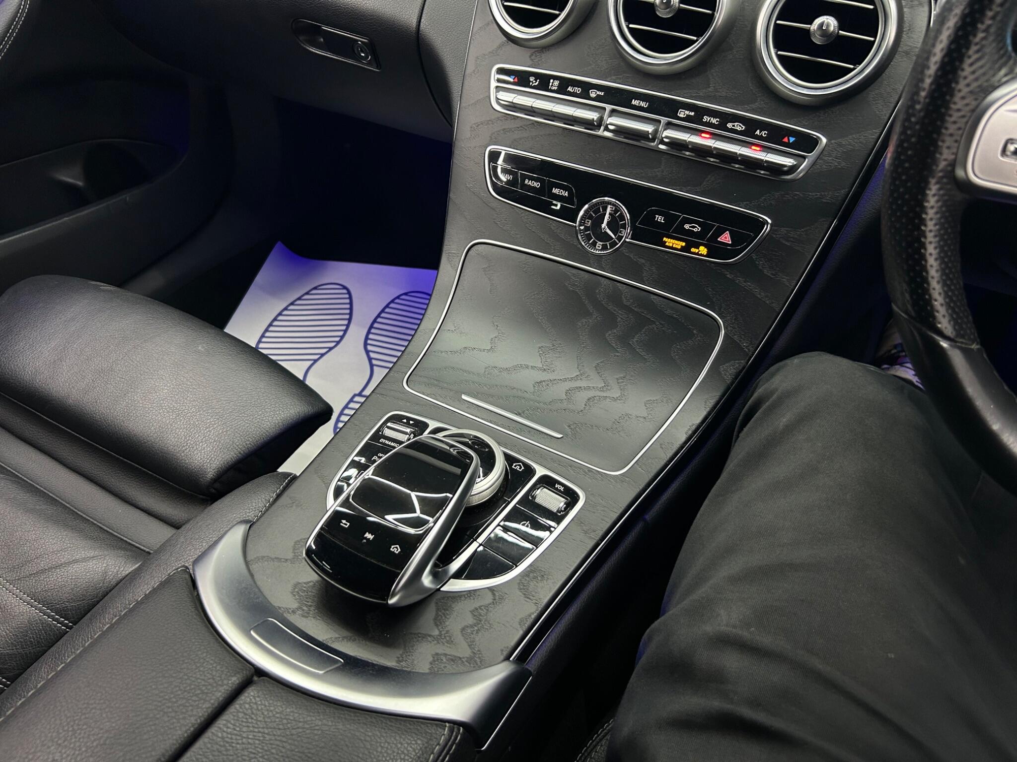 Mercedes-Benz C Class view 8