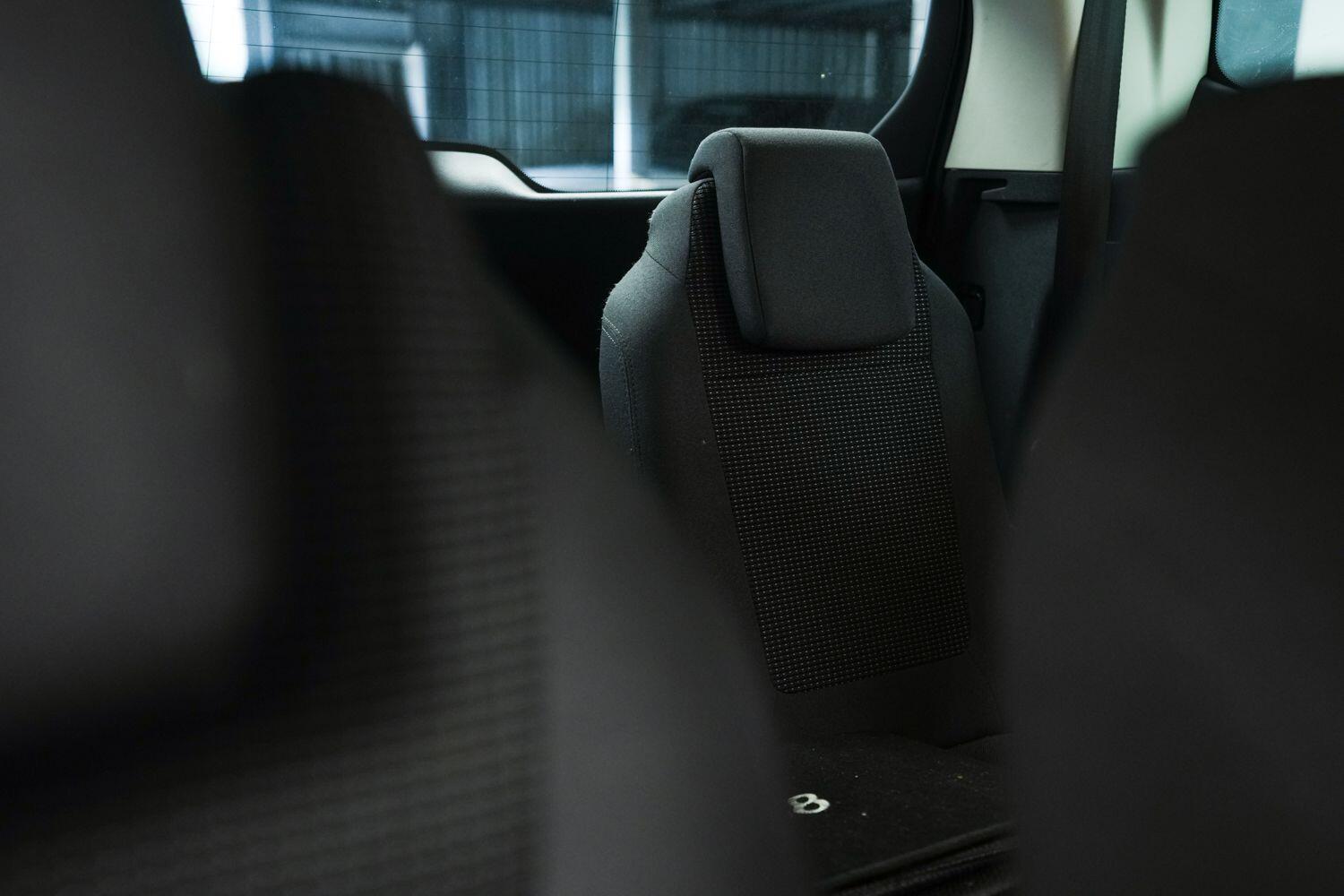 Peugeot 5008 view 12