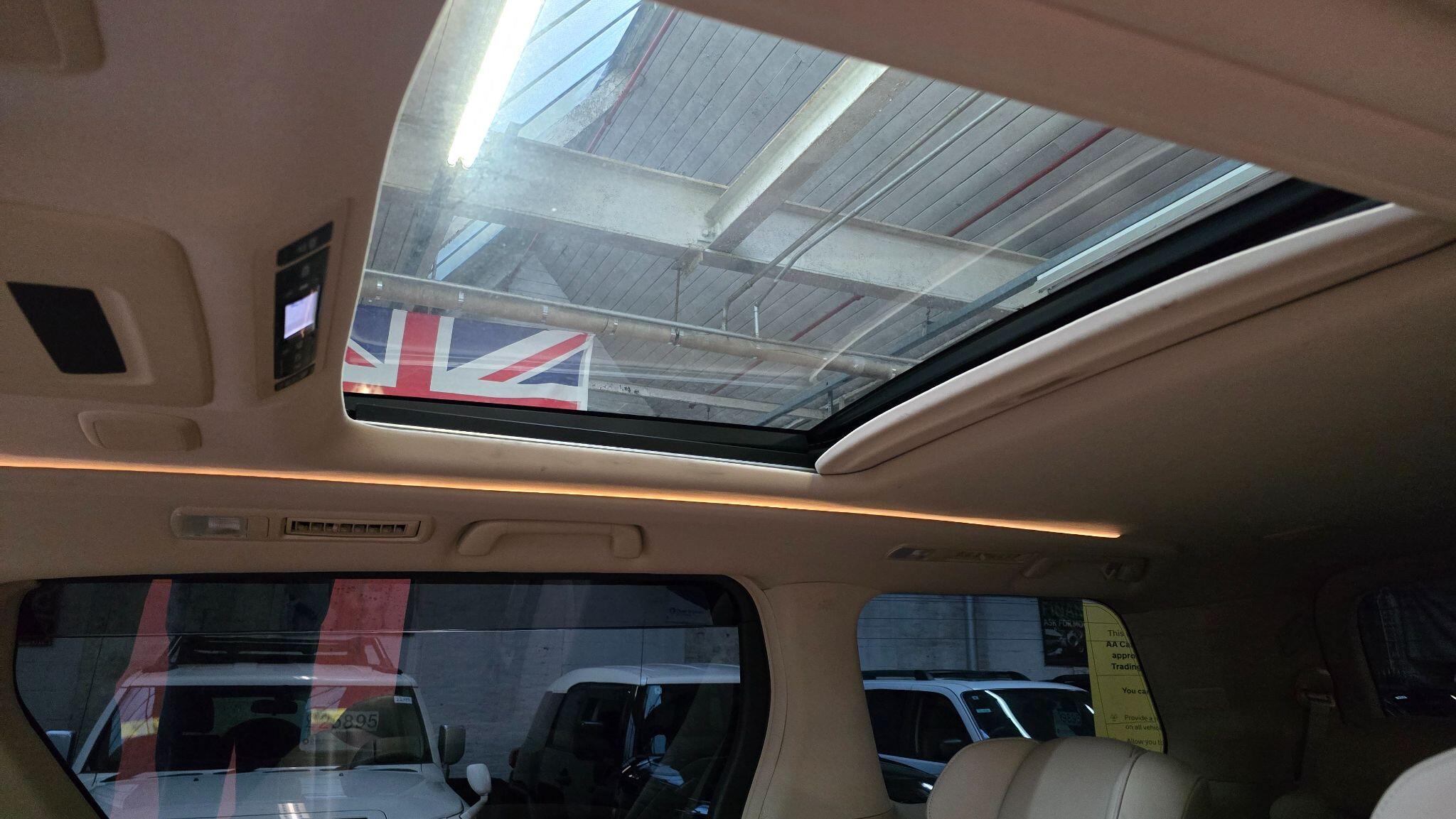 Toyota Vellfire view 14