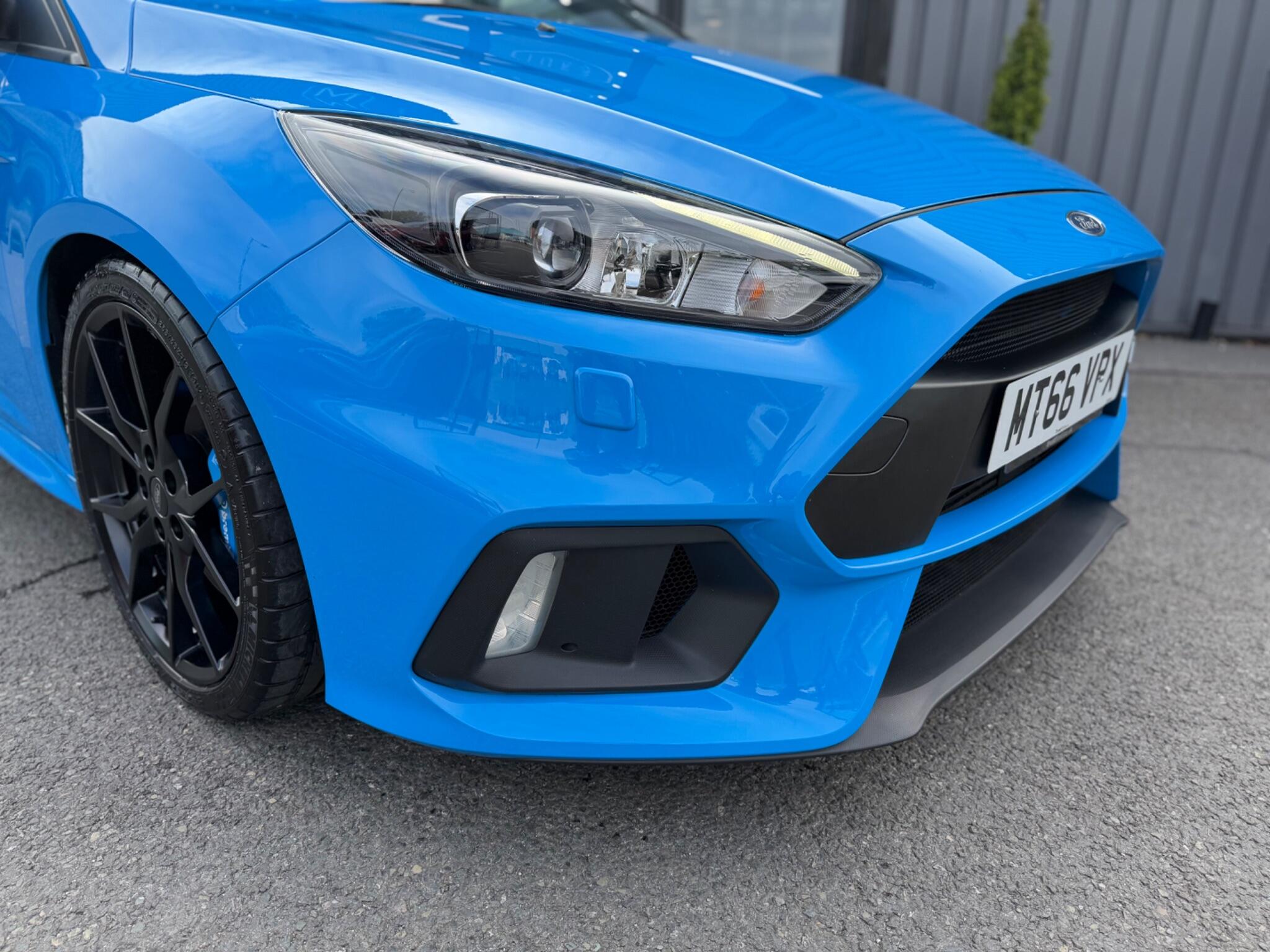 Ford Focus view 25