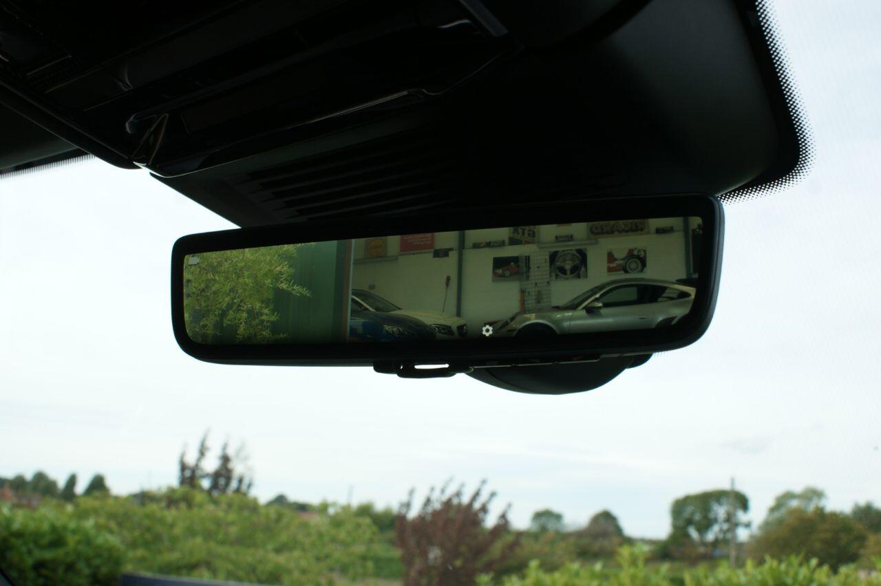 Land Rover Range Rover view 73