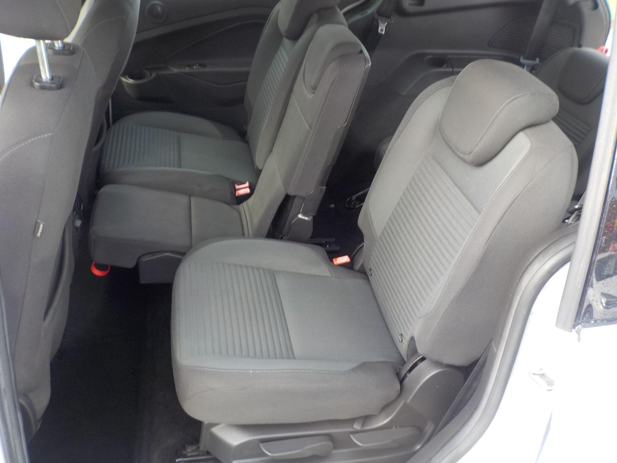 Ford Grand C-Max 1.5 TDCi Titanium Euro 6 (s/s) 5dr