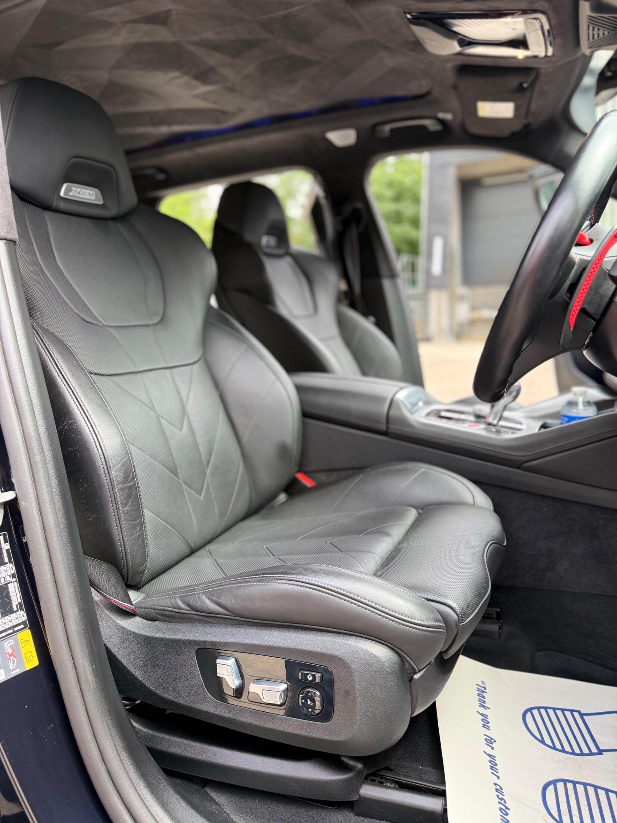 BMW XM view 19