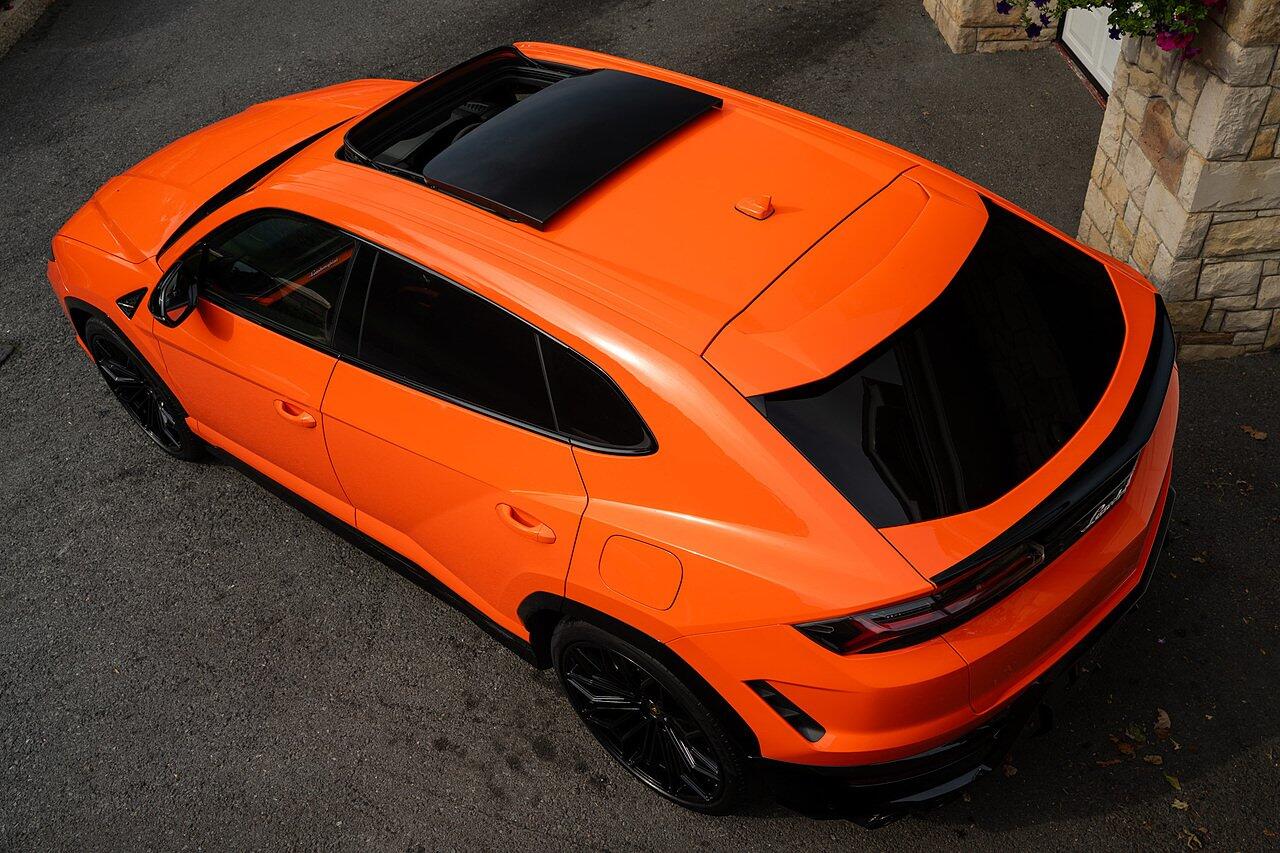 Lamborghini Urus view 40