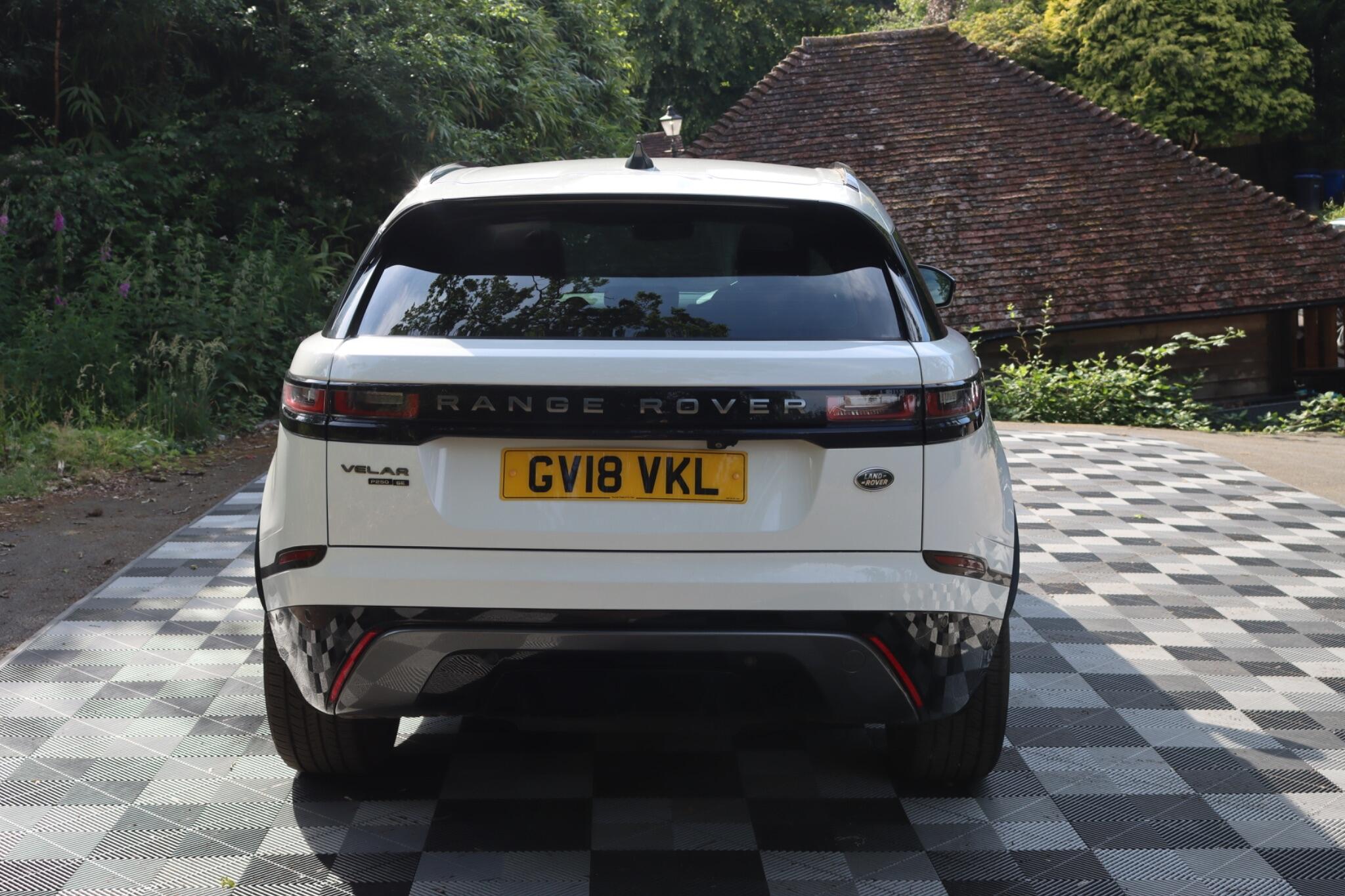 Land Rover Range Rover Velar view 17
