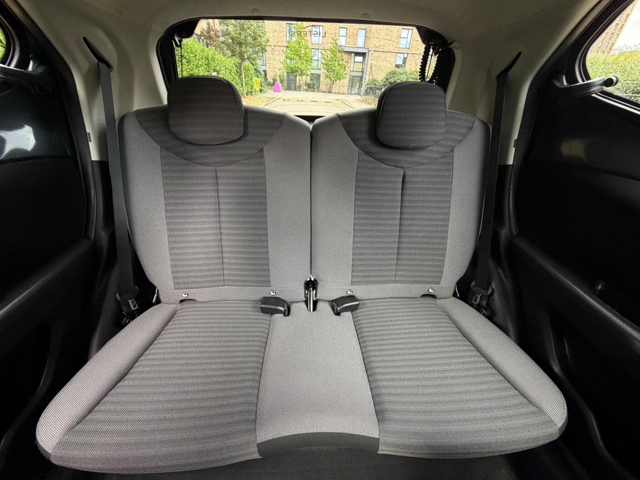 Toyota Aygo view 22