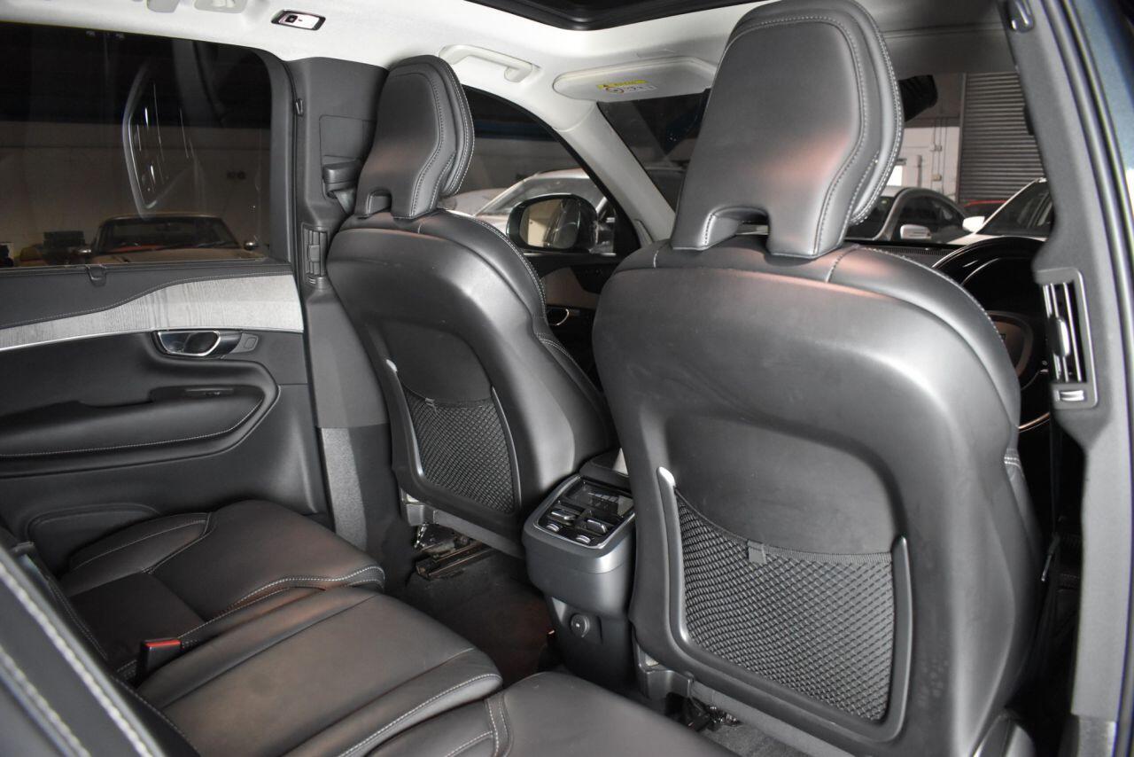 Volvo XC90 view 27