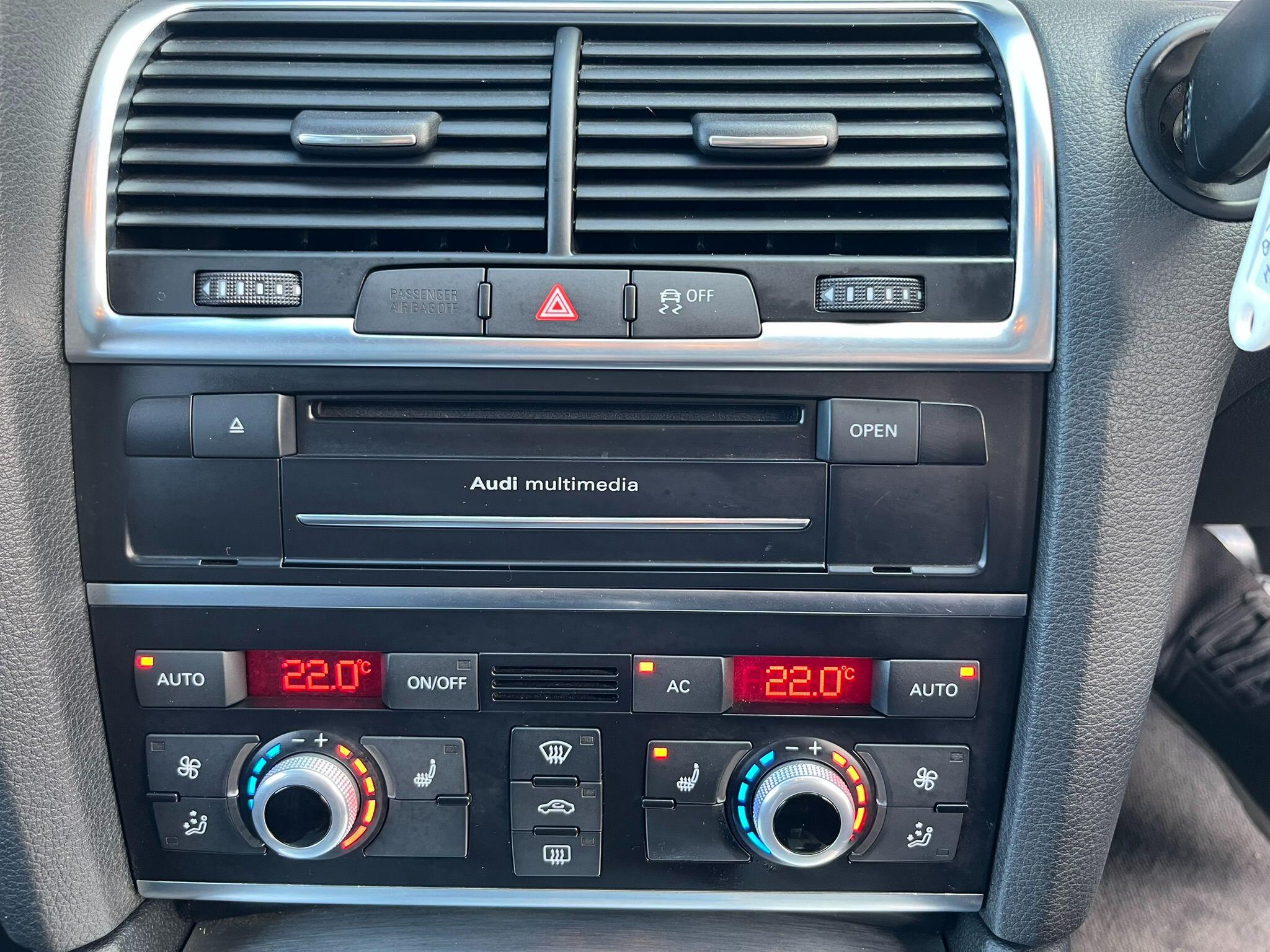 Audi Q7 view 36
