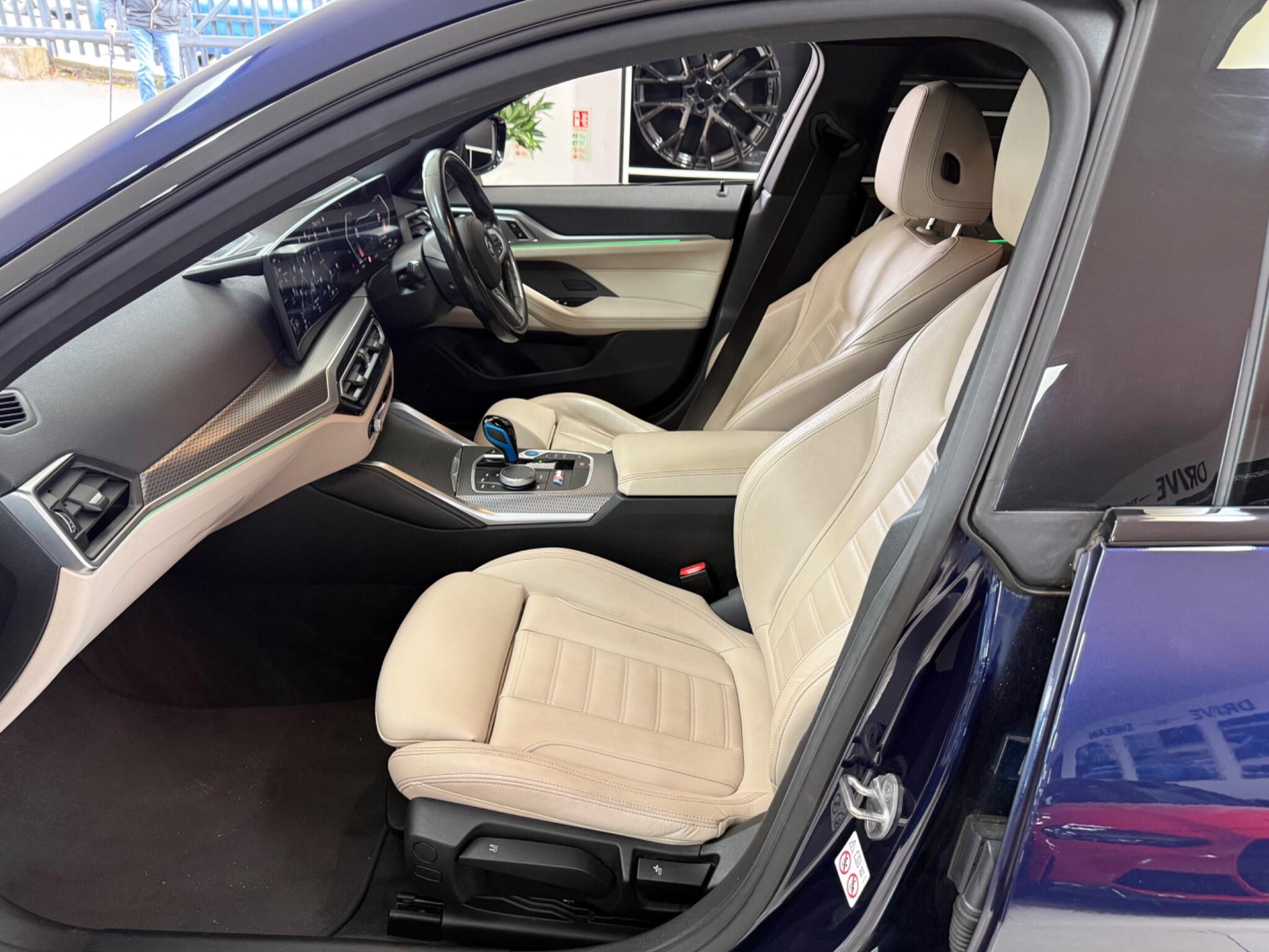 BMW I4 view 33