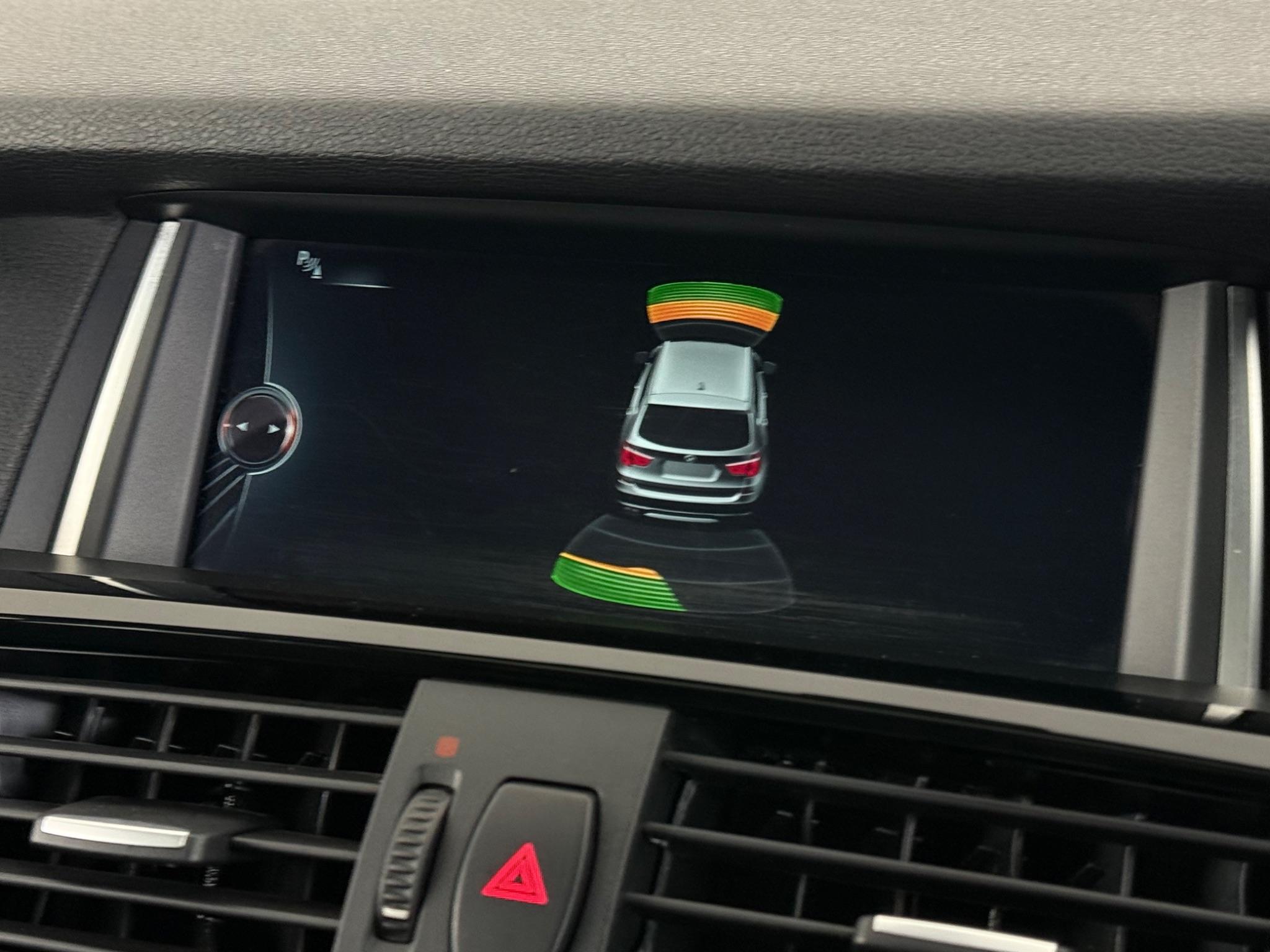 BMW X3 view 26