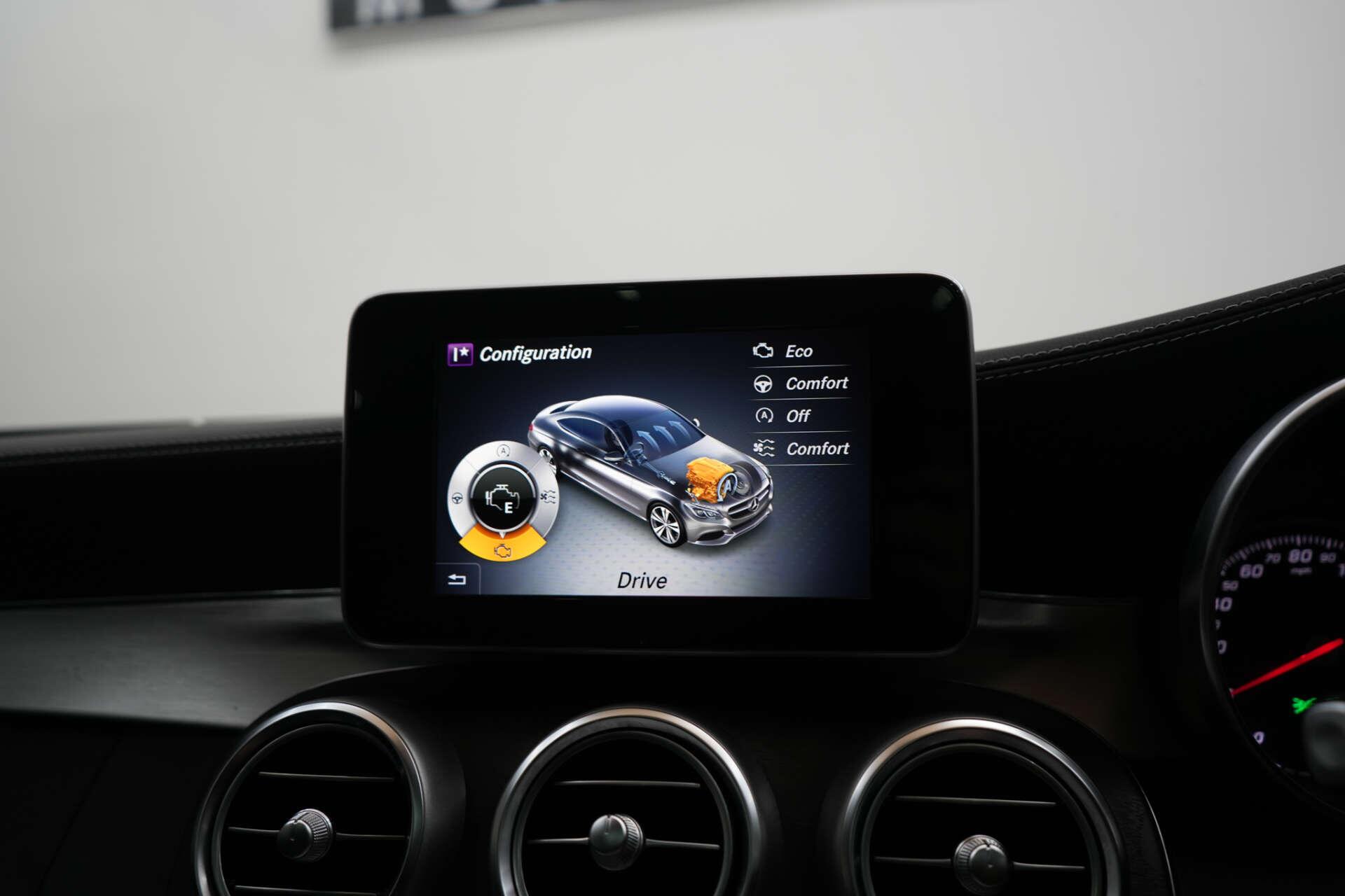 Mercedes-Benz C-Class view 29