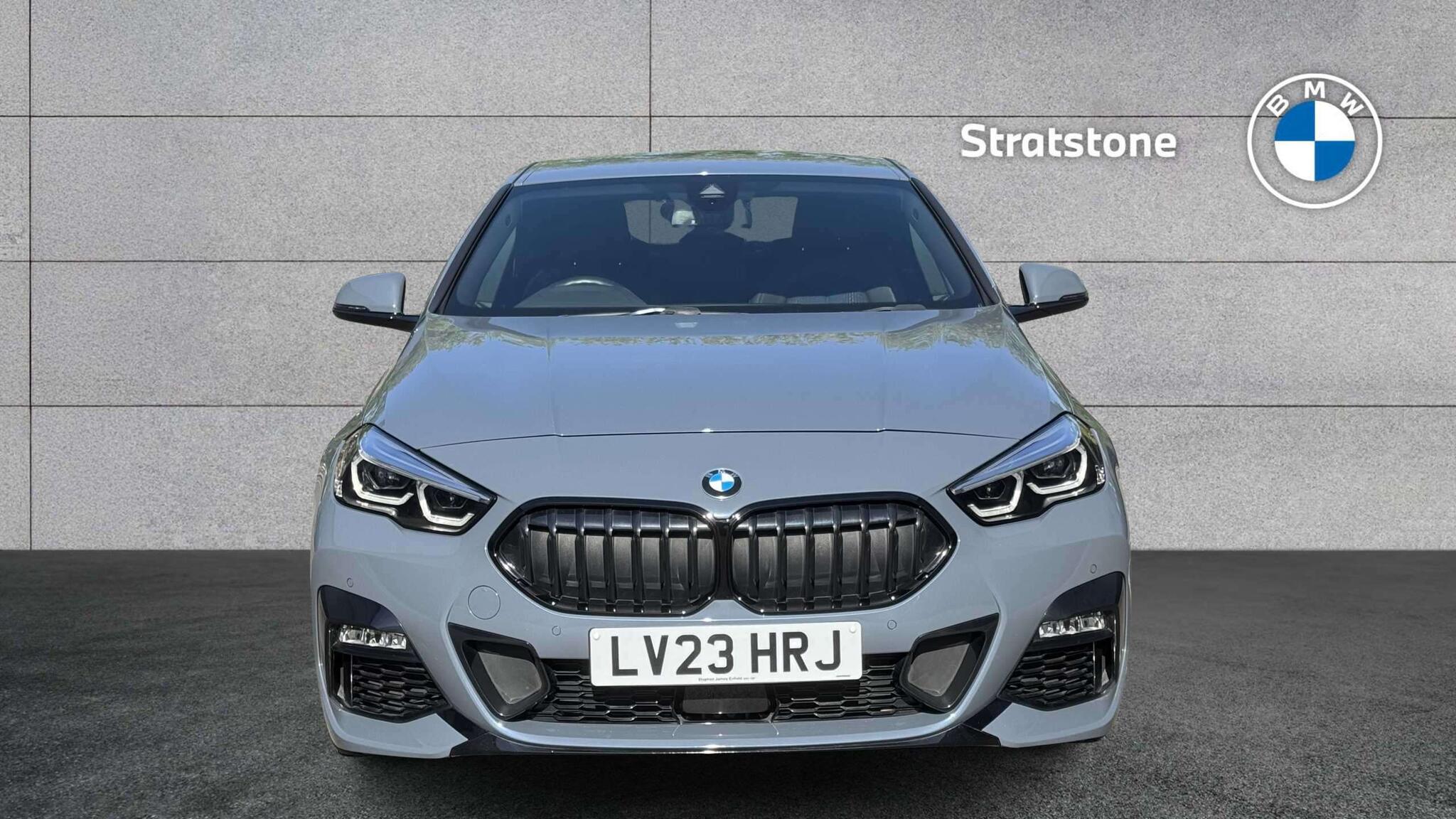 BMW 2 Series view 20