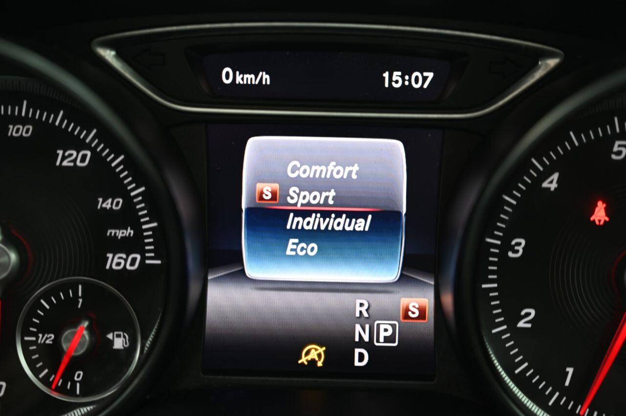 Mercedes-Benz Cla view 22