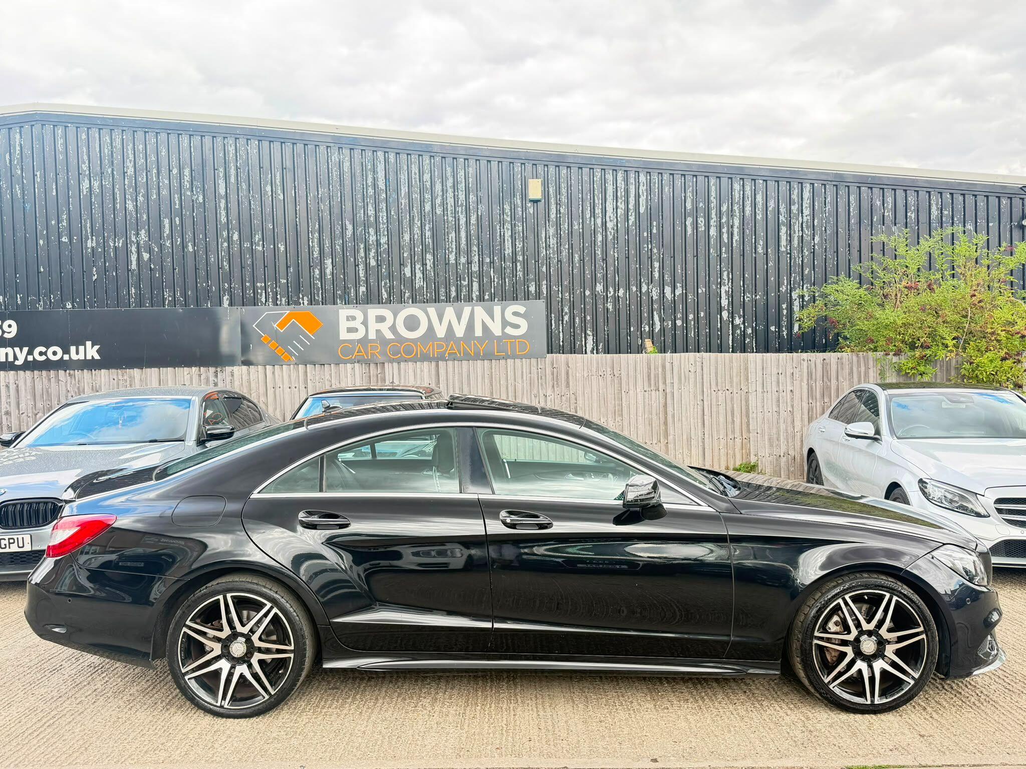 Mercedes-Benz CLS view 2