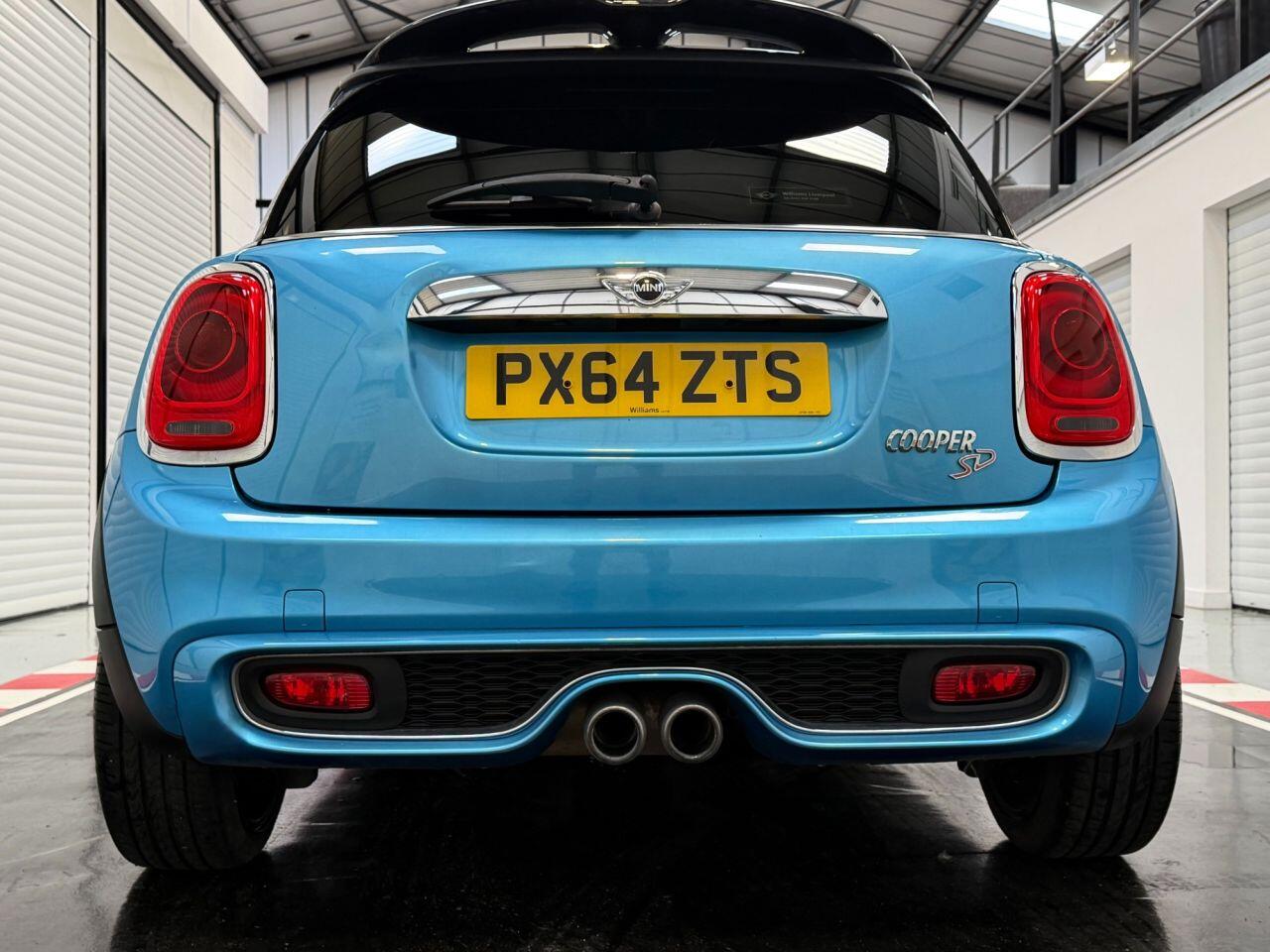 Mini Hatch view 25